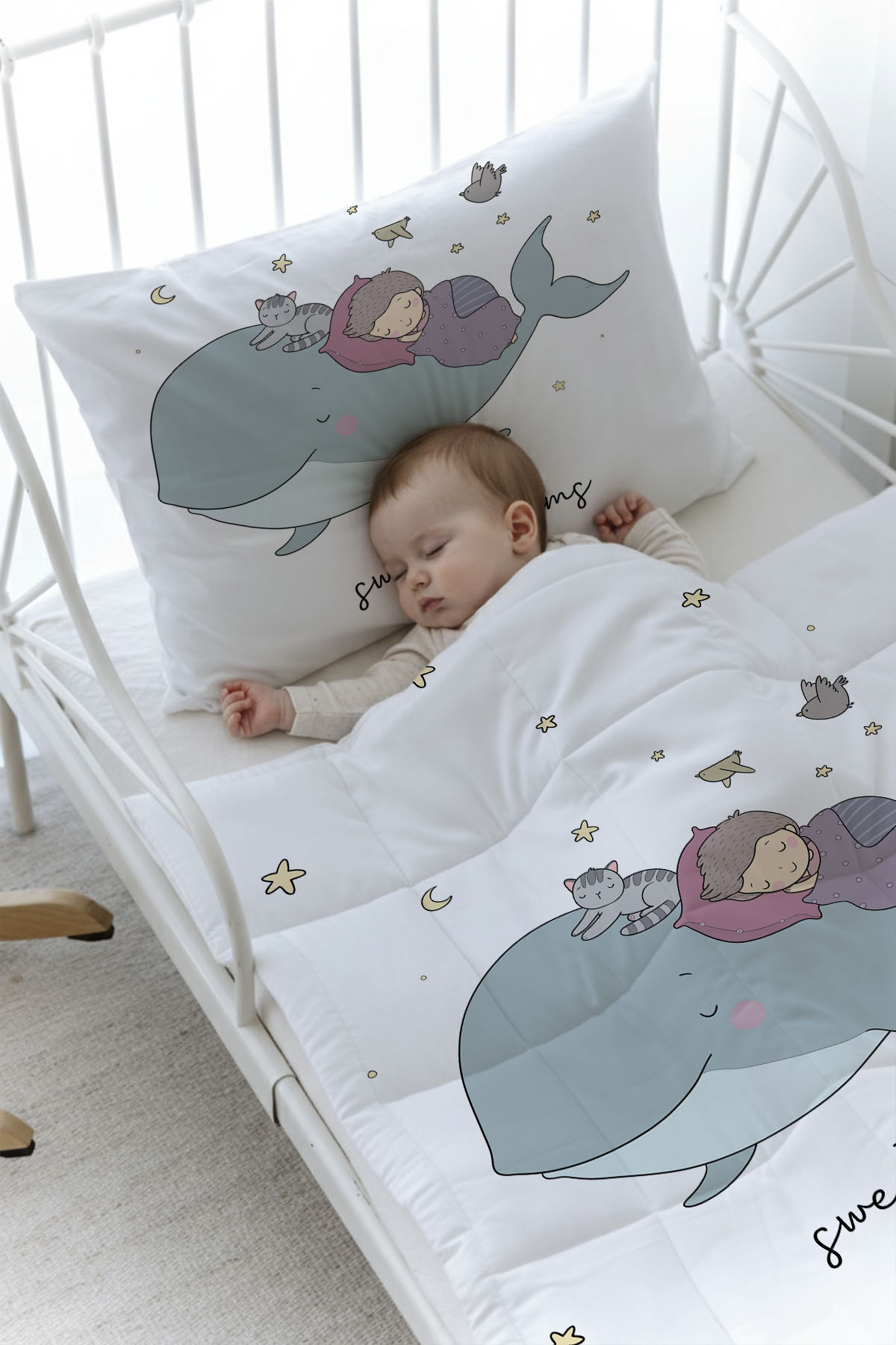 Organik Baskılı Yorgan Seti - Pure Baby Serisi - Balina ve Çocuk