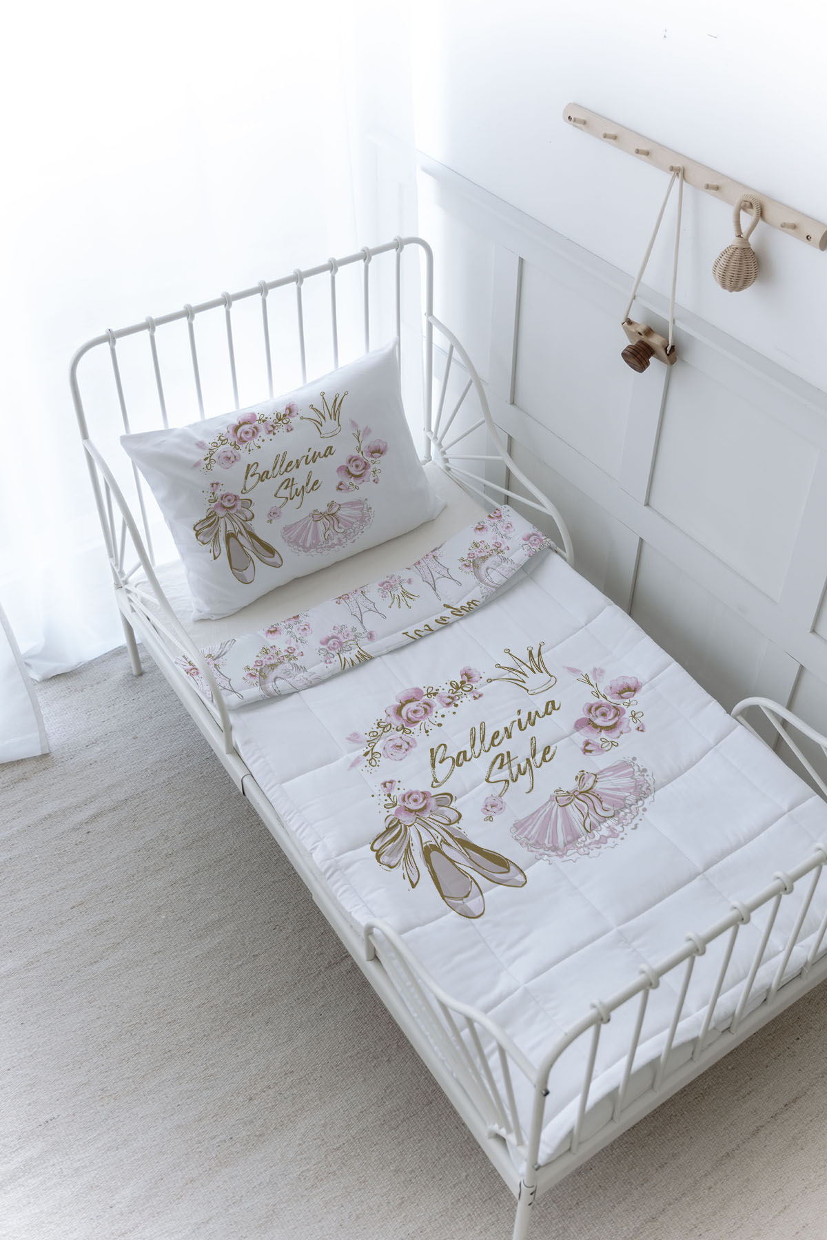 Organik Baskılı Yorgan Seti - For Baby Serisi - Altın Bale Kıyafetleri