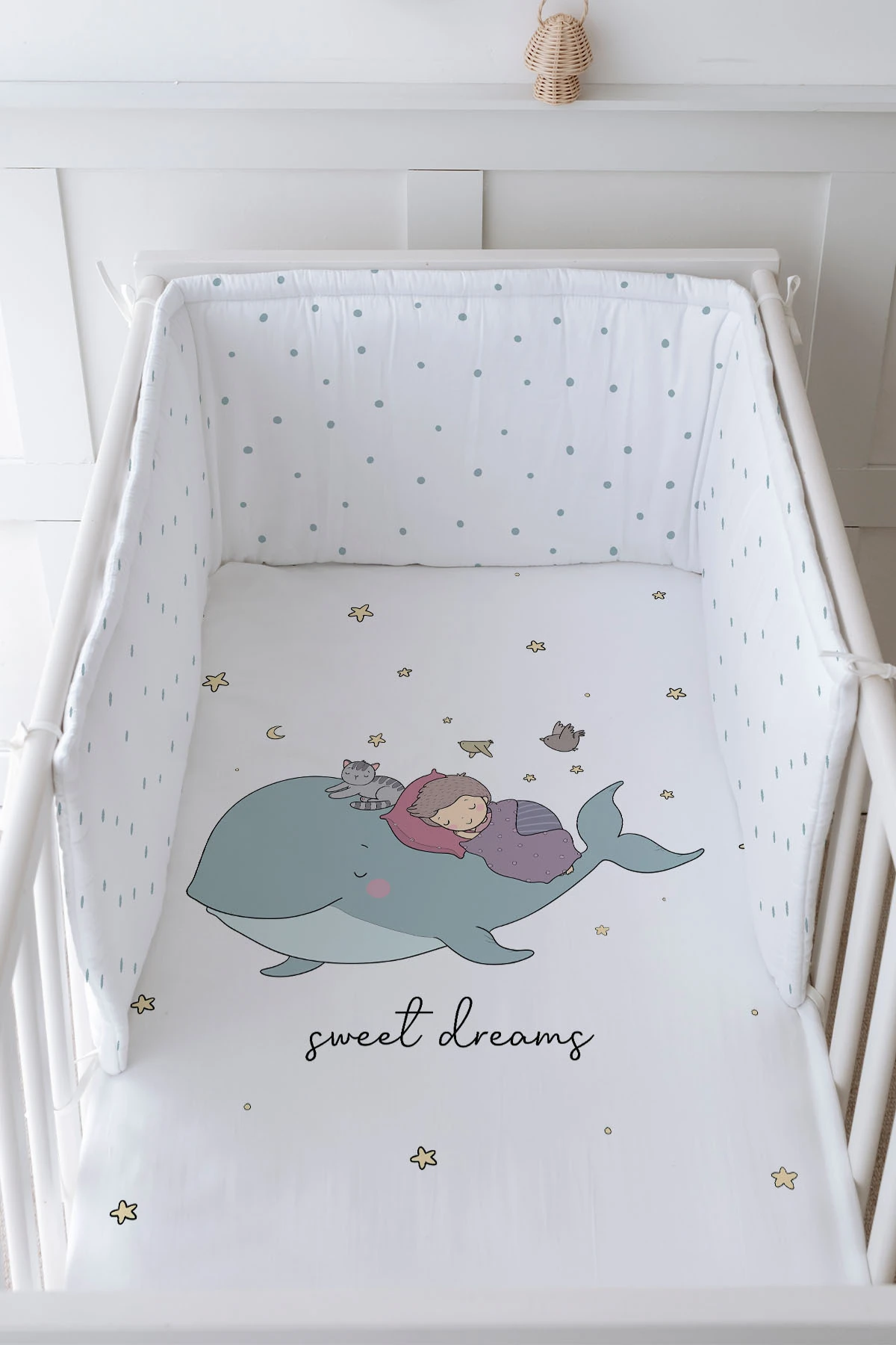 Bebek Başucu Koruyucu ve Baskılı Çarşaflı Uyku Seti - Pure Baby Serisi - Balina Ve Çocuk