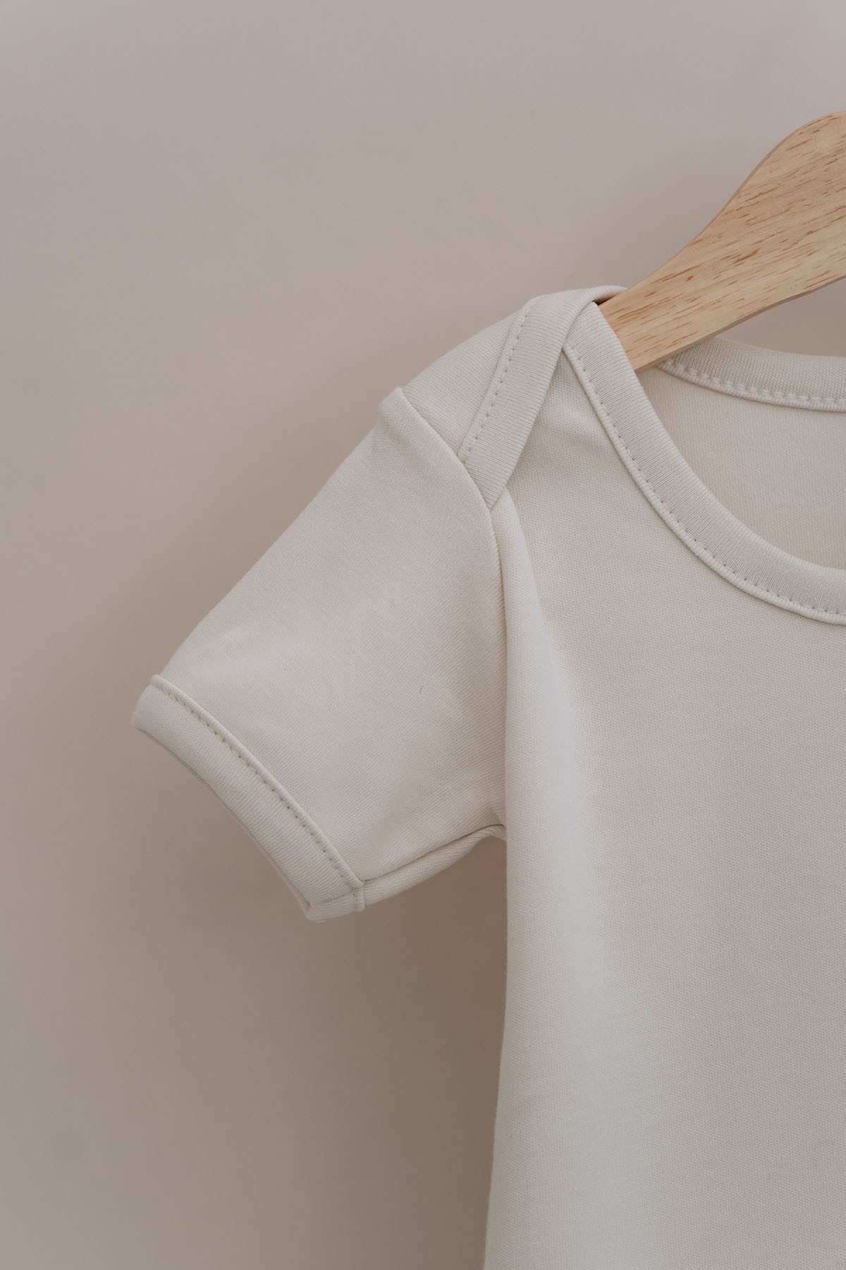 Kısa Kollu Bebek Body - Pureline Series - Taş Rengi