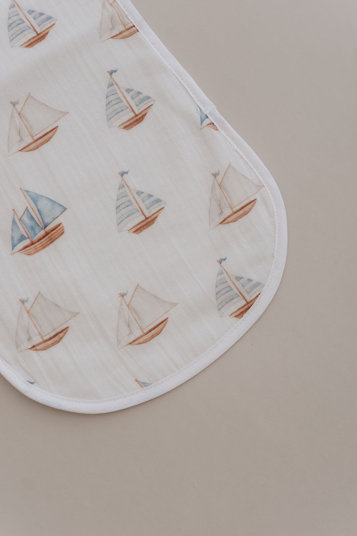 Müslin Önlük ve Omuz Bezi - Pureline Series - Sail Boats