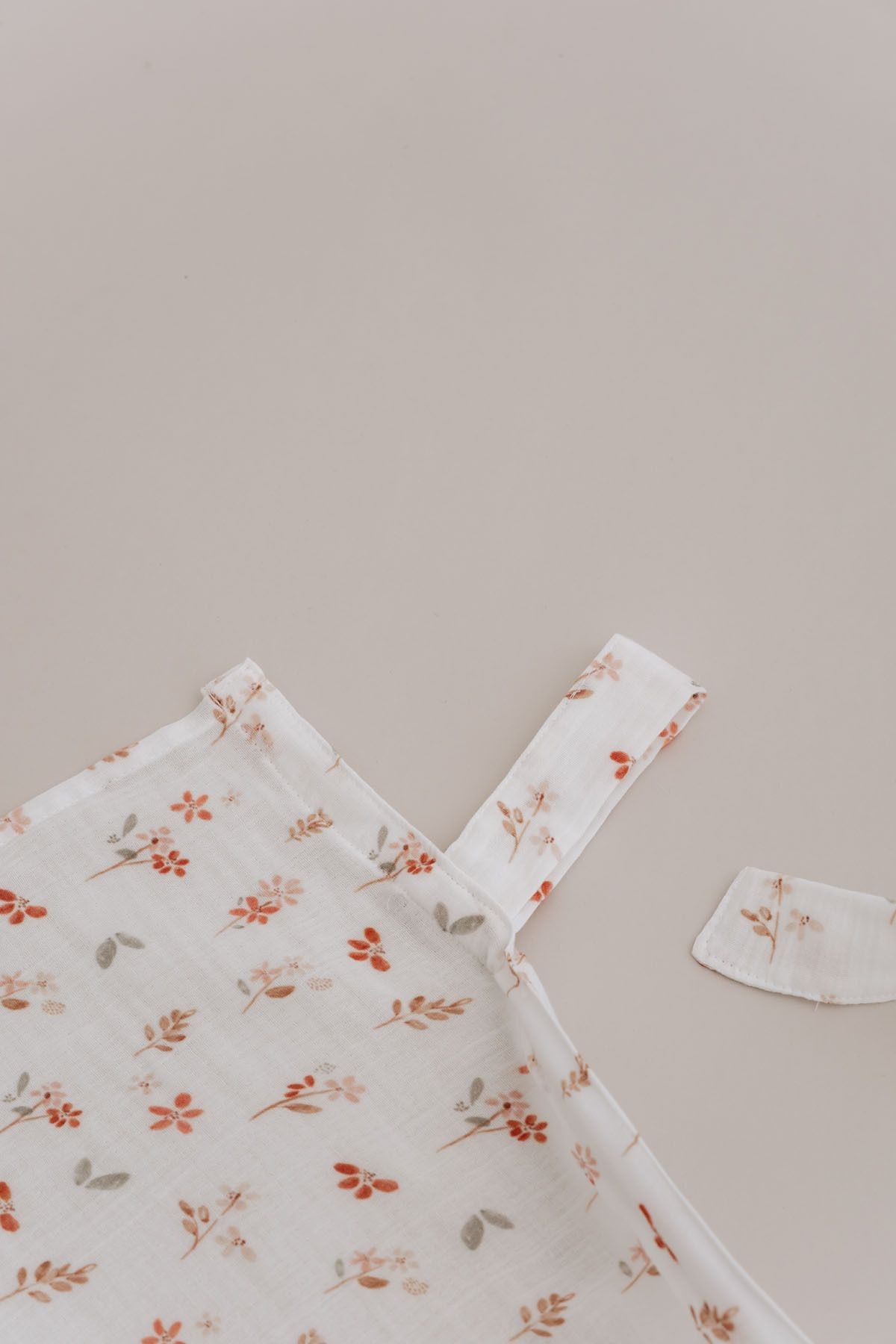 Müslin Emzirme Örtüsü - Pureline Series - Soft Bloom