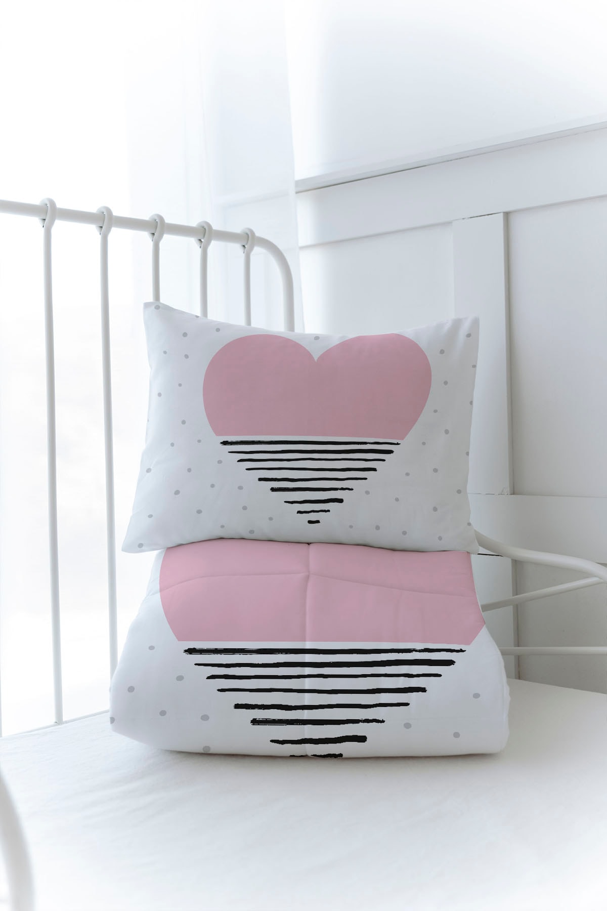 Organik Baskılı Yorgan Seti - Pure Baby Serisi - Pembe Çizgili Kalp