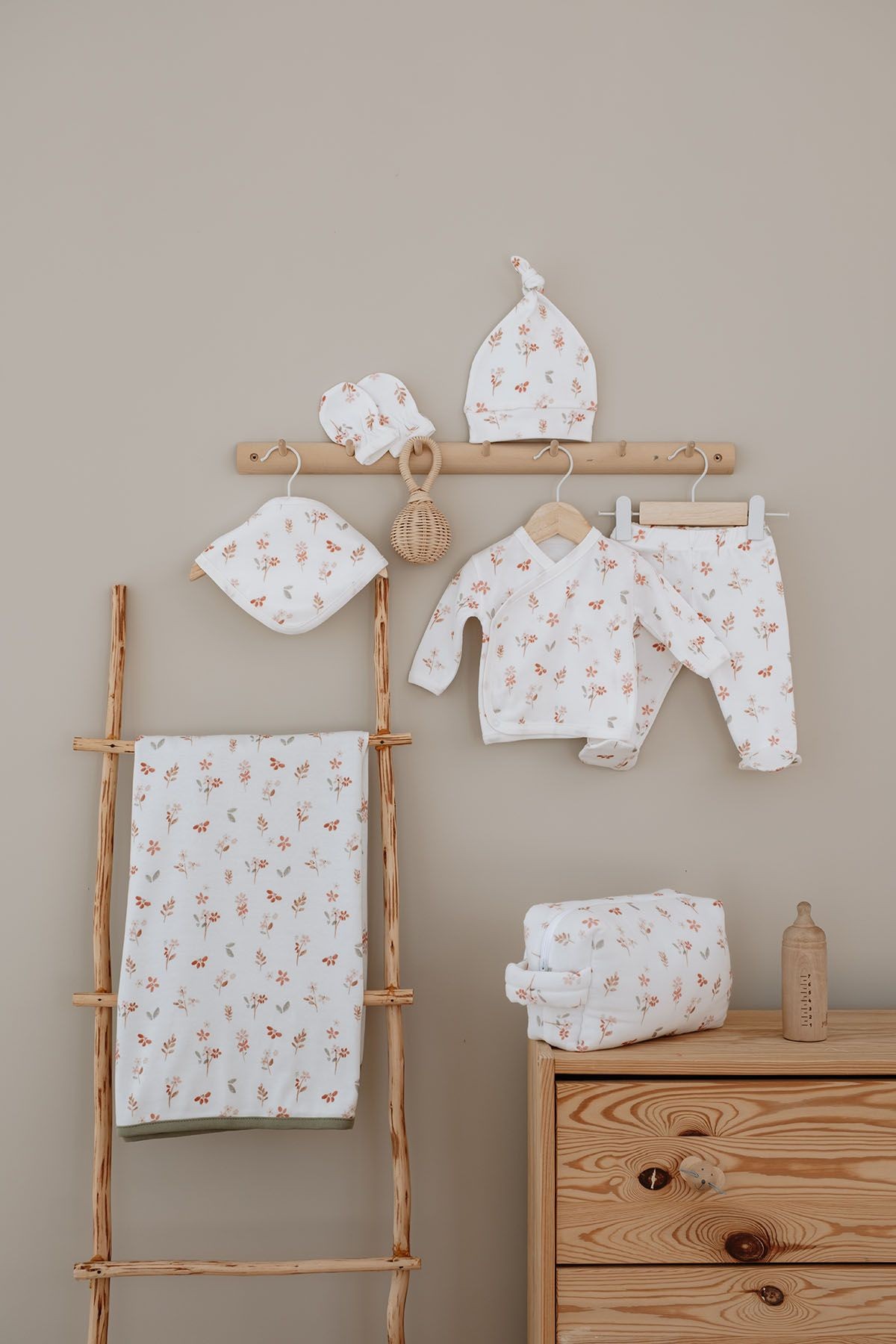 Organik Hastane Çıkışı - Pureline Series - Soft Bloom