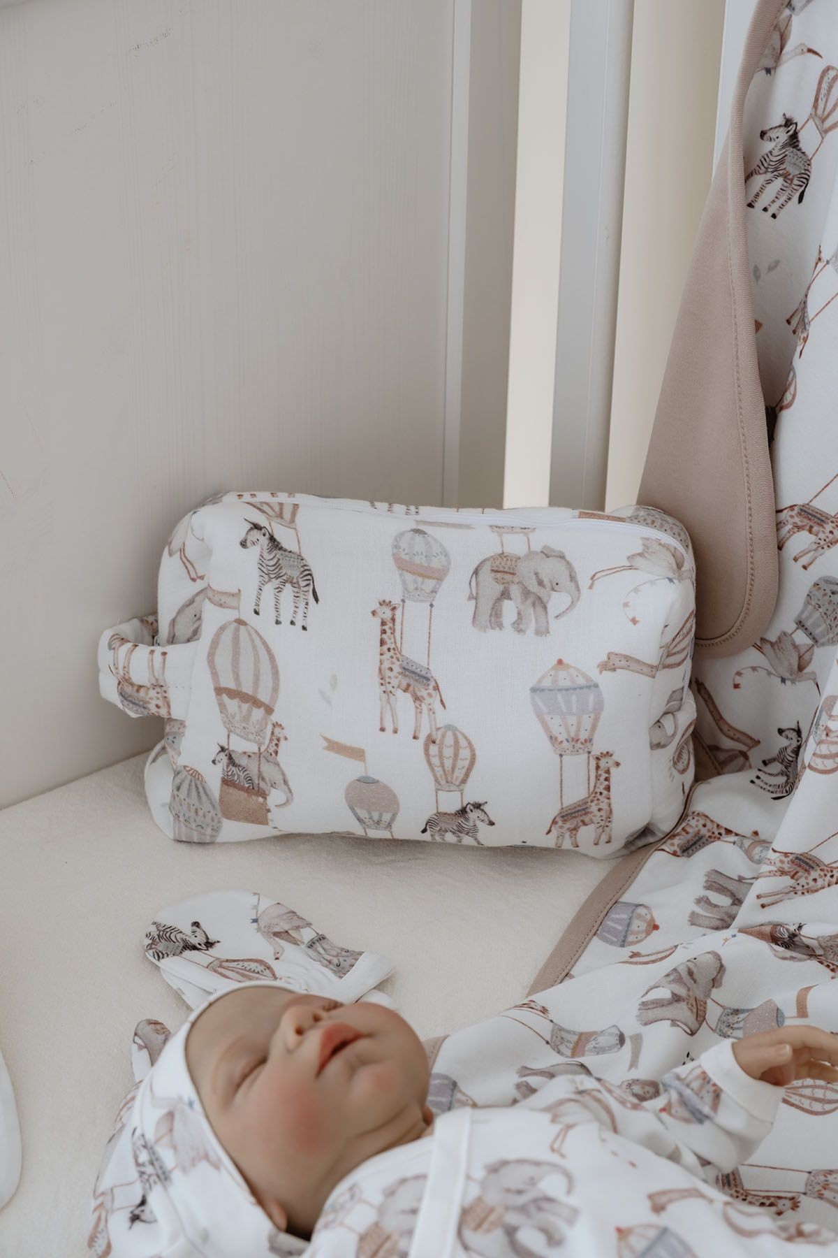 Organik Hastane Çıkışı - Pureline Series - Dreamland Safari