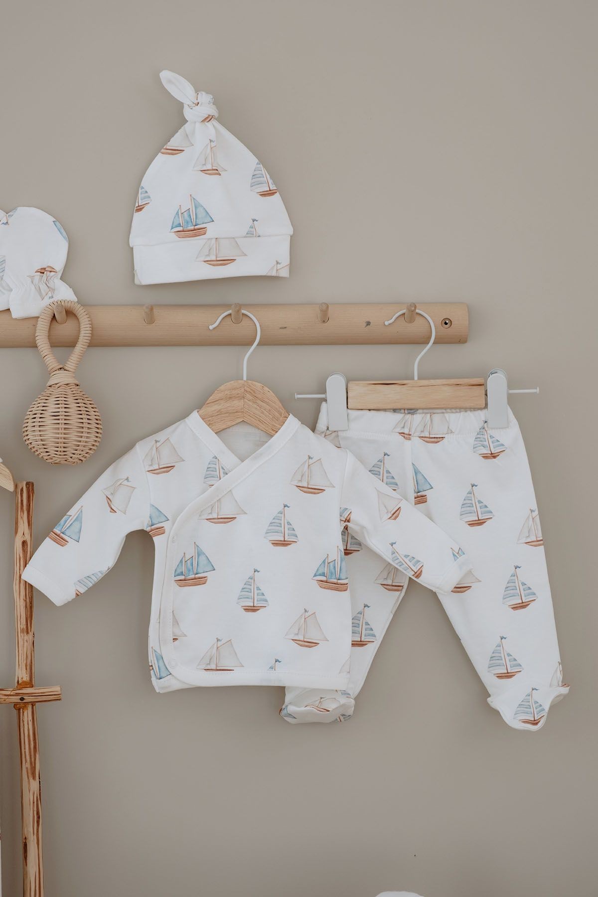 Organik Hastane Çıkışı - Pureline Series - Sail Boats