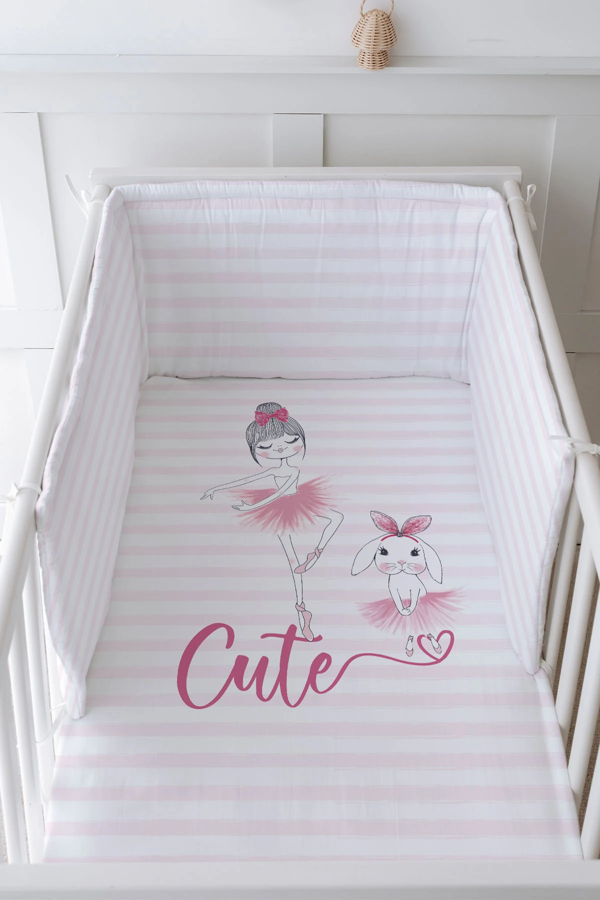 Bebek Başucu Koruyucu ve Baskılı Çarşaflı Uyku Seti - For Baby Serisi - Balerin Tavşan Ve Kız