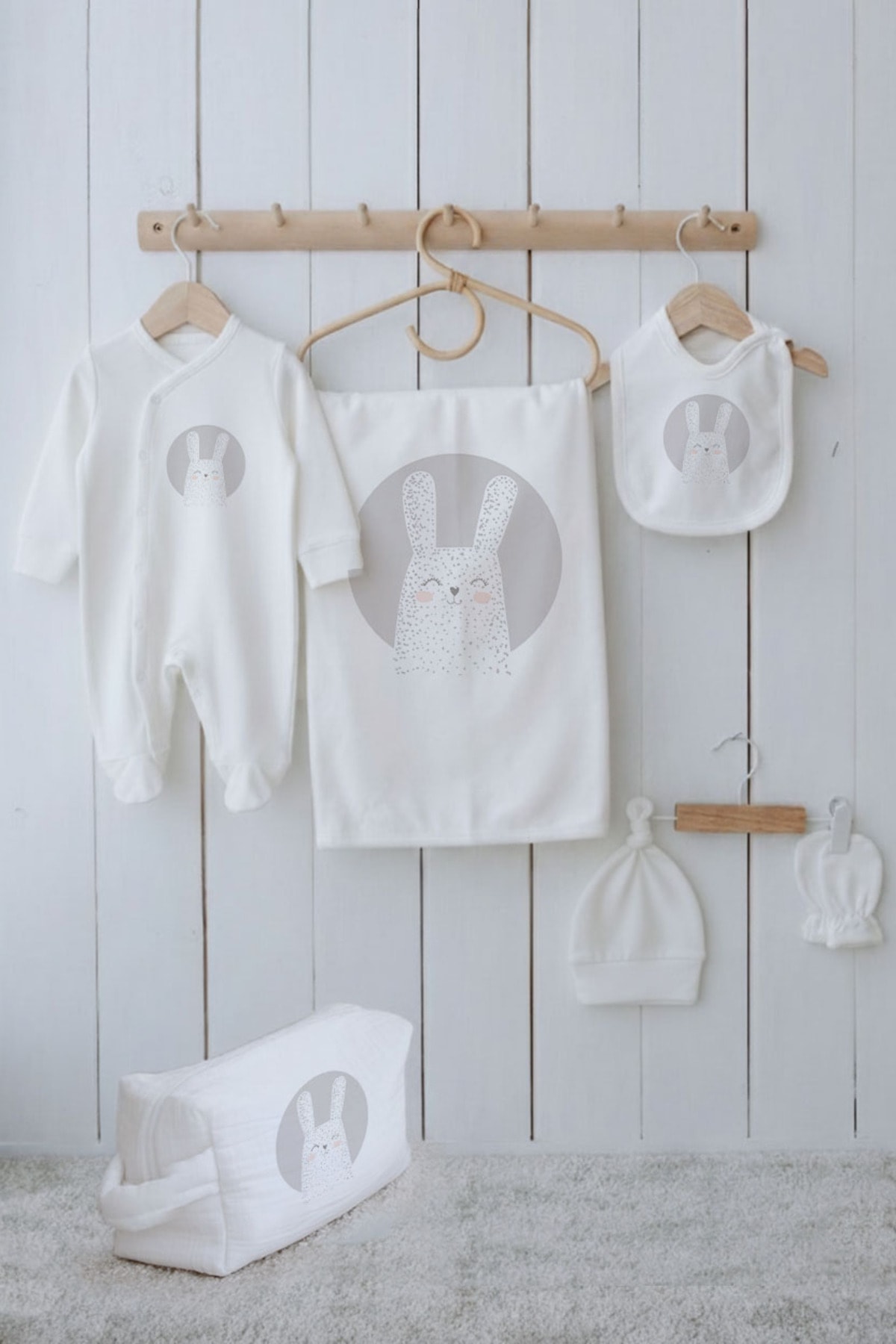 Organik 6'lı Hastane Çıkışı - Pure Baby - Gri Zeminli Beyaz Tavşan