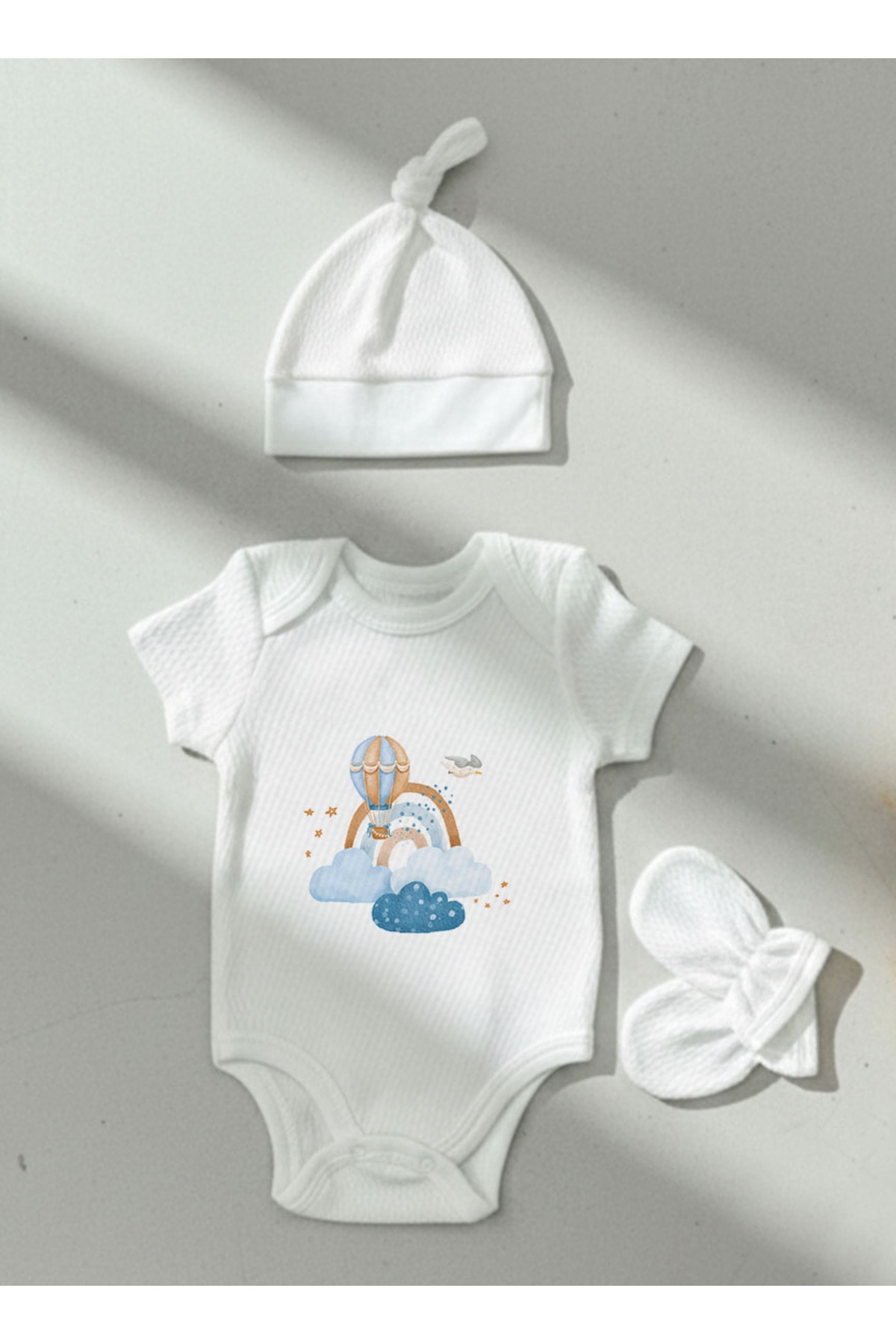 Jakarlı Body Şapka Eldiven - For Baby - Mavi Bulutlar ve Balon