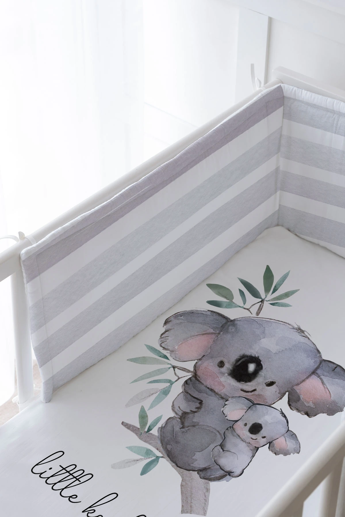 Bebek Başucu Koruyucu ve Baskılı Çarşaflı Uyku Seti - Pure Baby Serisi - Bebek Ve Anne Koala