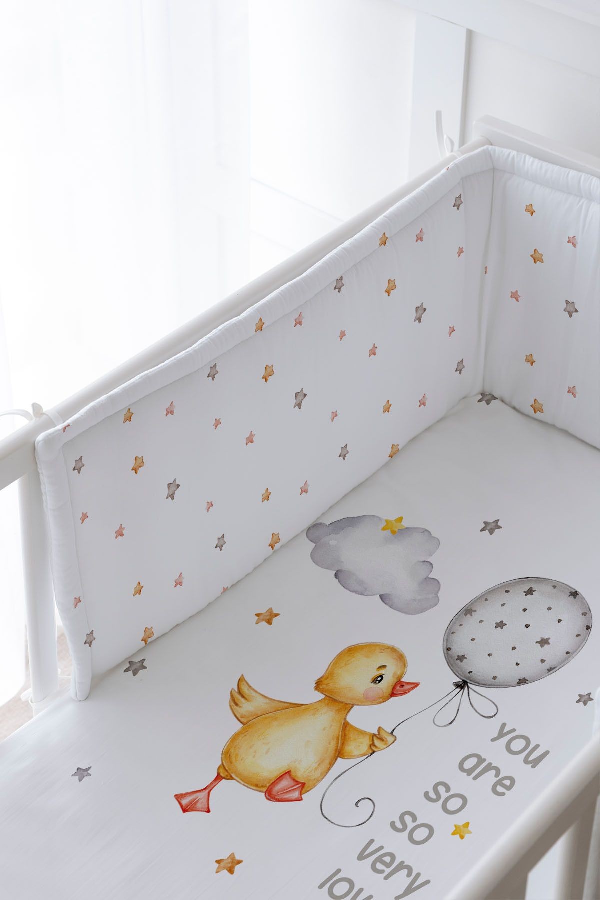 Bebek Başucu Koruyucu ve Baskılı Çarşaflı Uyku Seti - Pure Baby Serisi - Sevimli Ördek