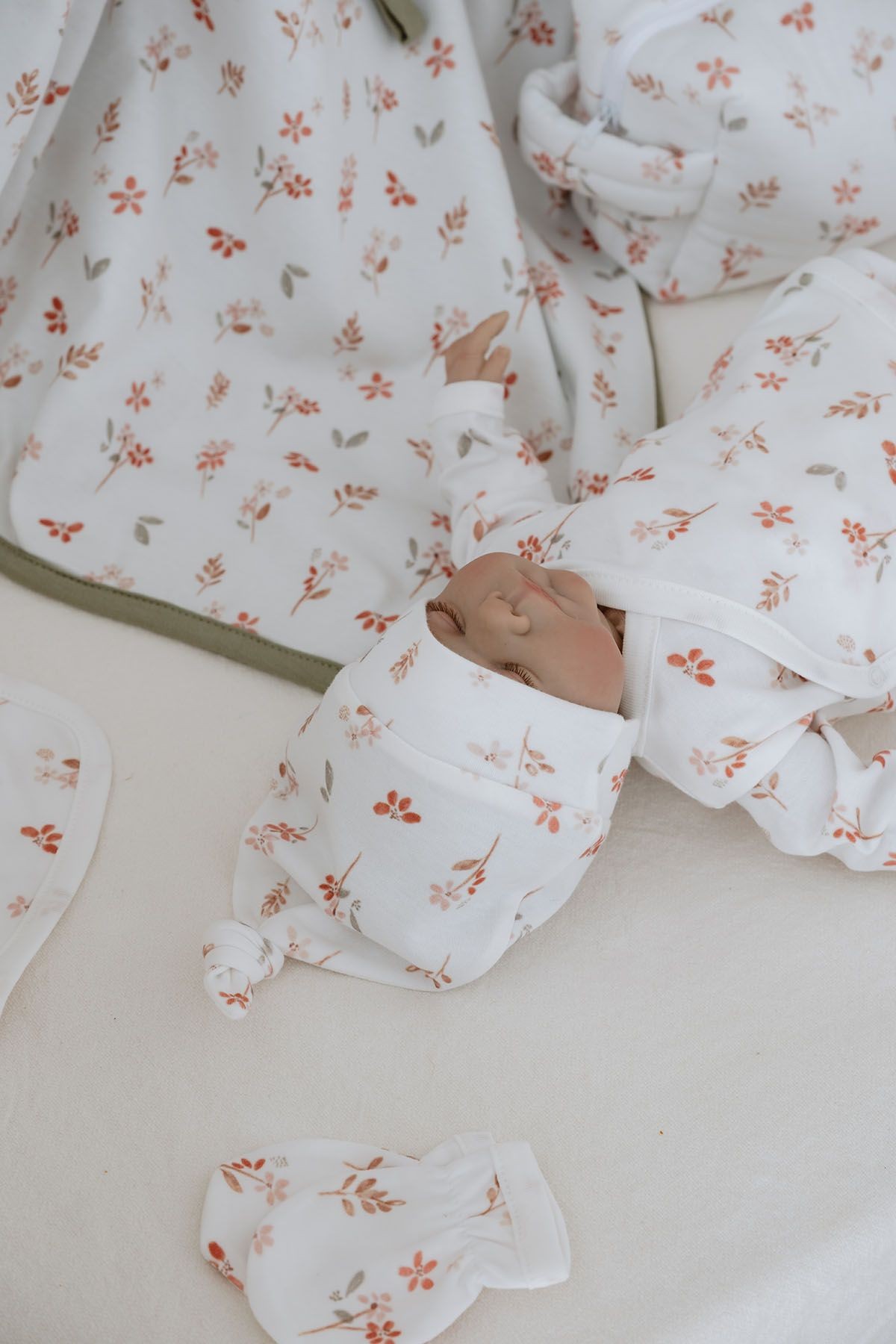 Organik Hastane Çıkışı - Pureline Series - Soft Bloom