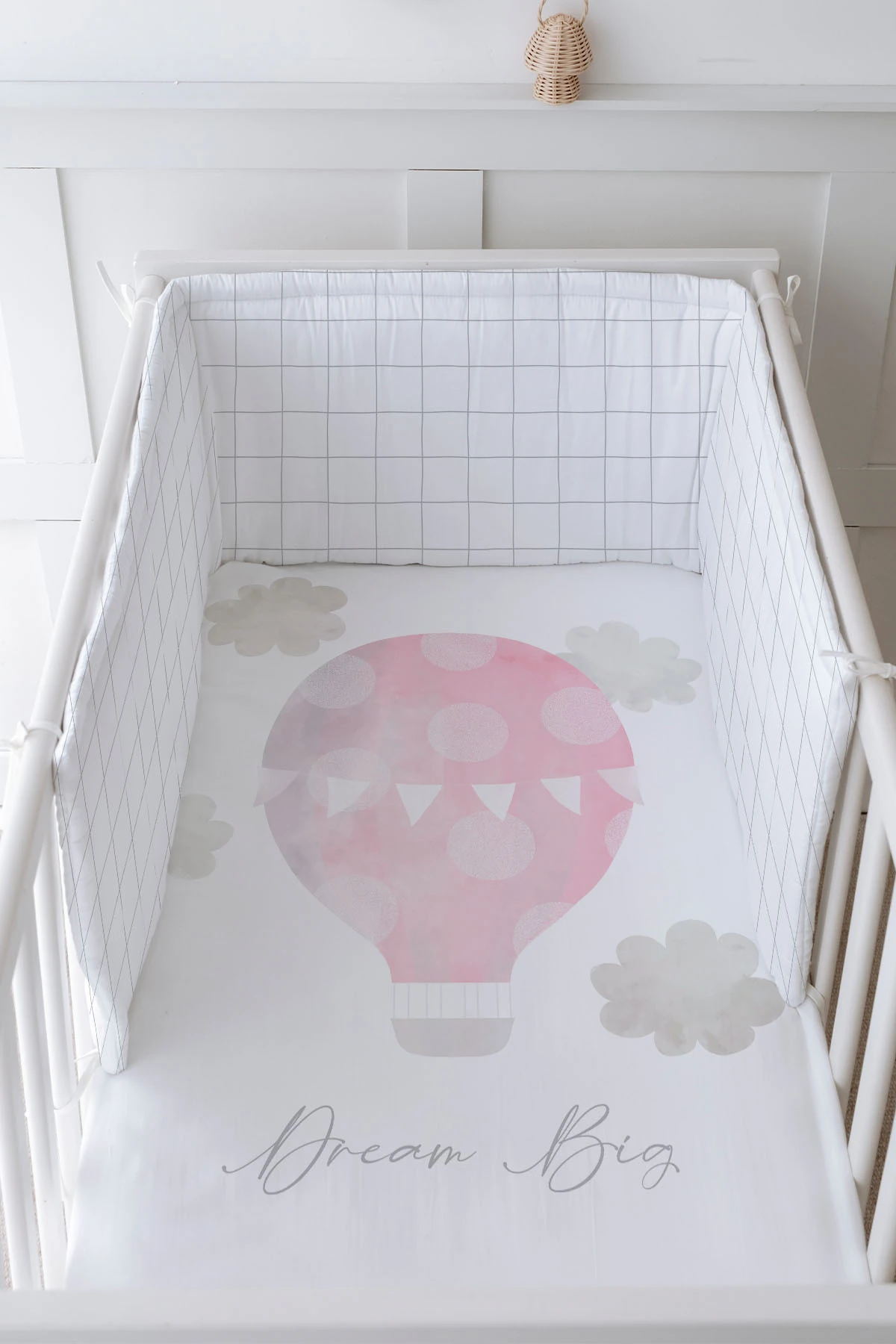 Bebek Başucu Koruyucu ve Baskılı Çarşaflı Uyku Seti - Pure Baby Serisi - Bulutlu Pembe Hava Balonu