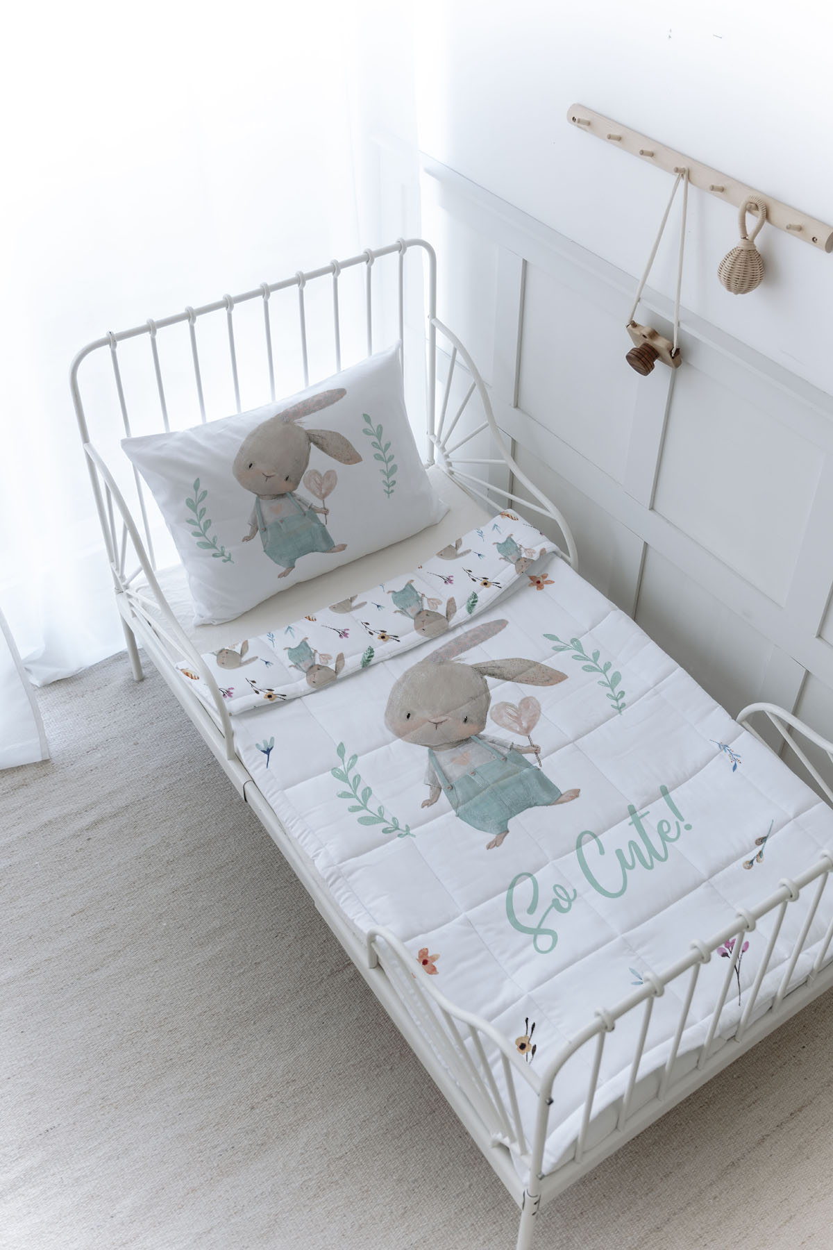 Organik Baskılı Yorgan Seti - For Baby Serisi - Salopetli Tavşan