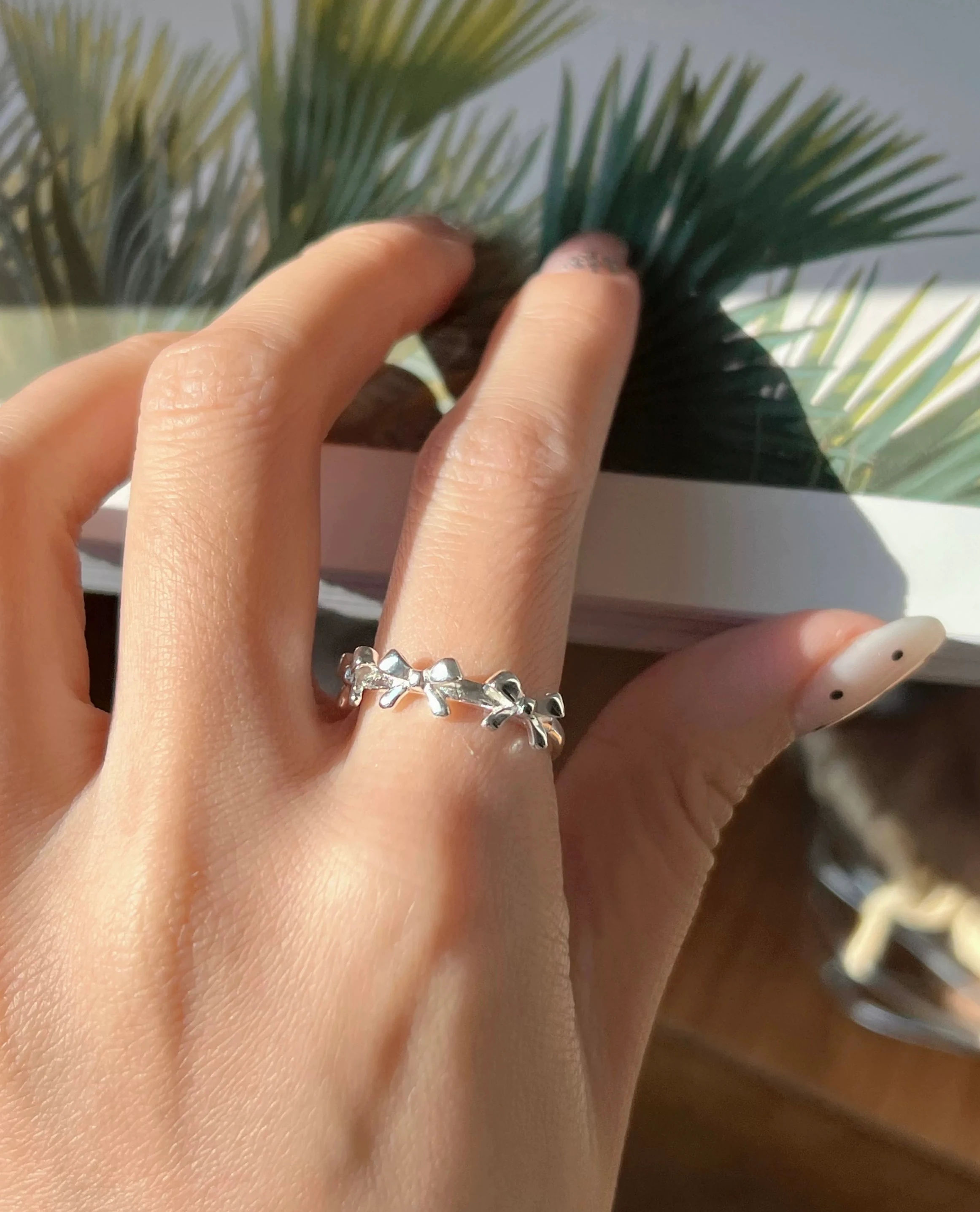 Ayarlanabilir Gümüş Kaplama Üçlü Kurdele Yüzük