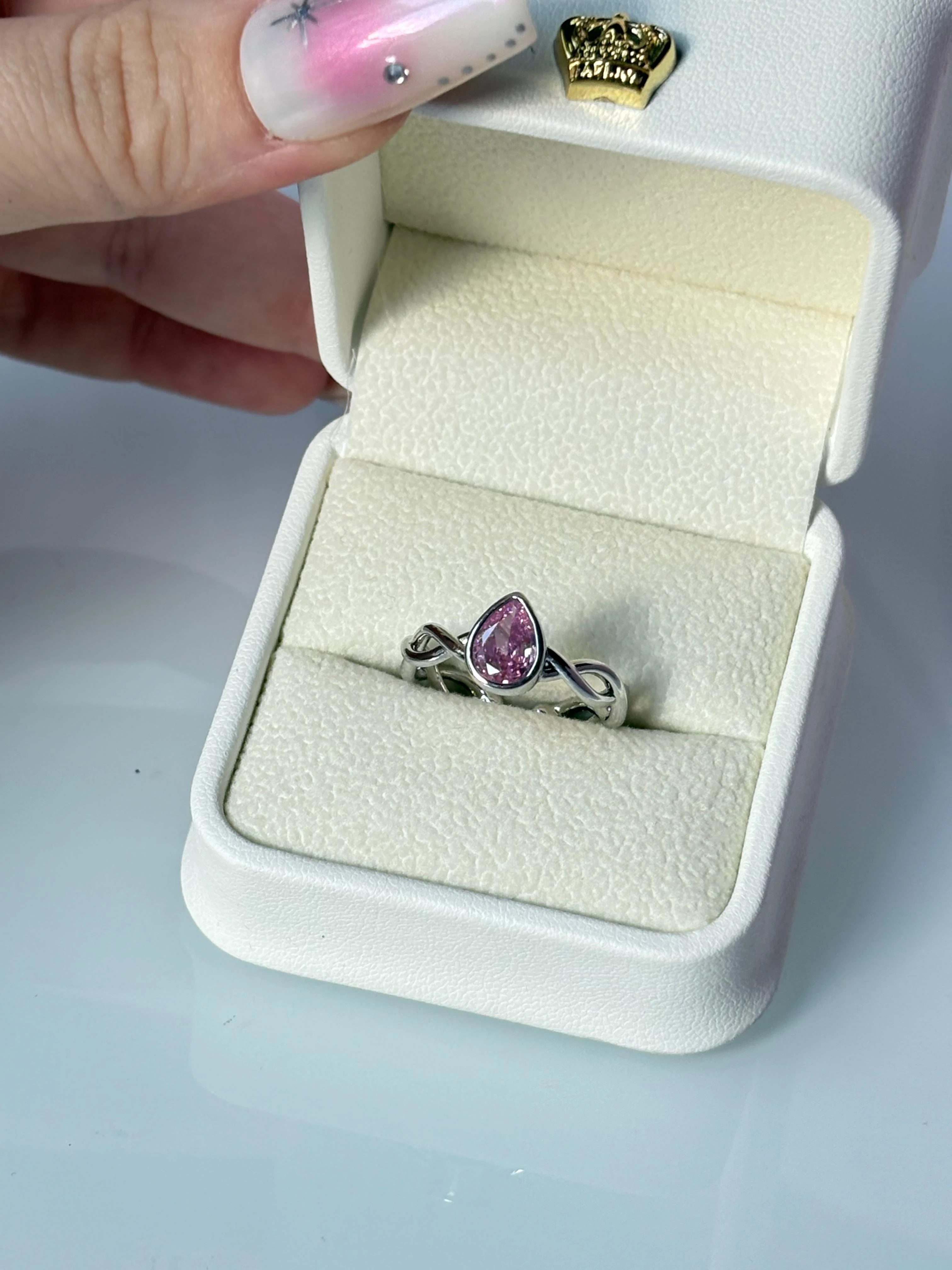 Ayarlanabilir Pembe Taşlı Kuğu Gölü Odette Yüzük