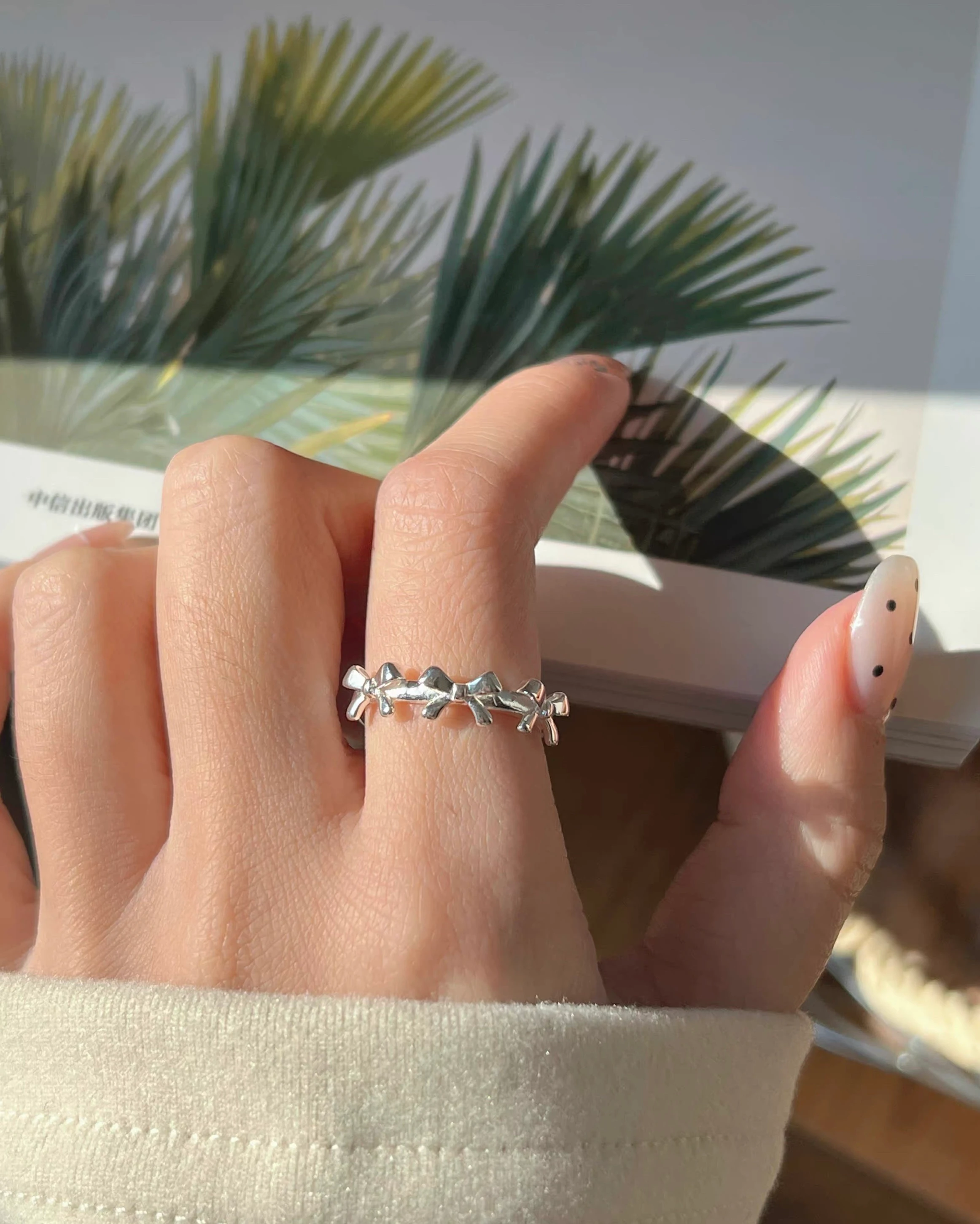 Ayarlanabilir Gümüş Kaplama Üçlü Kurdele Yüzük