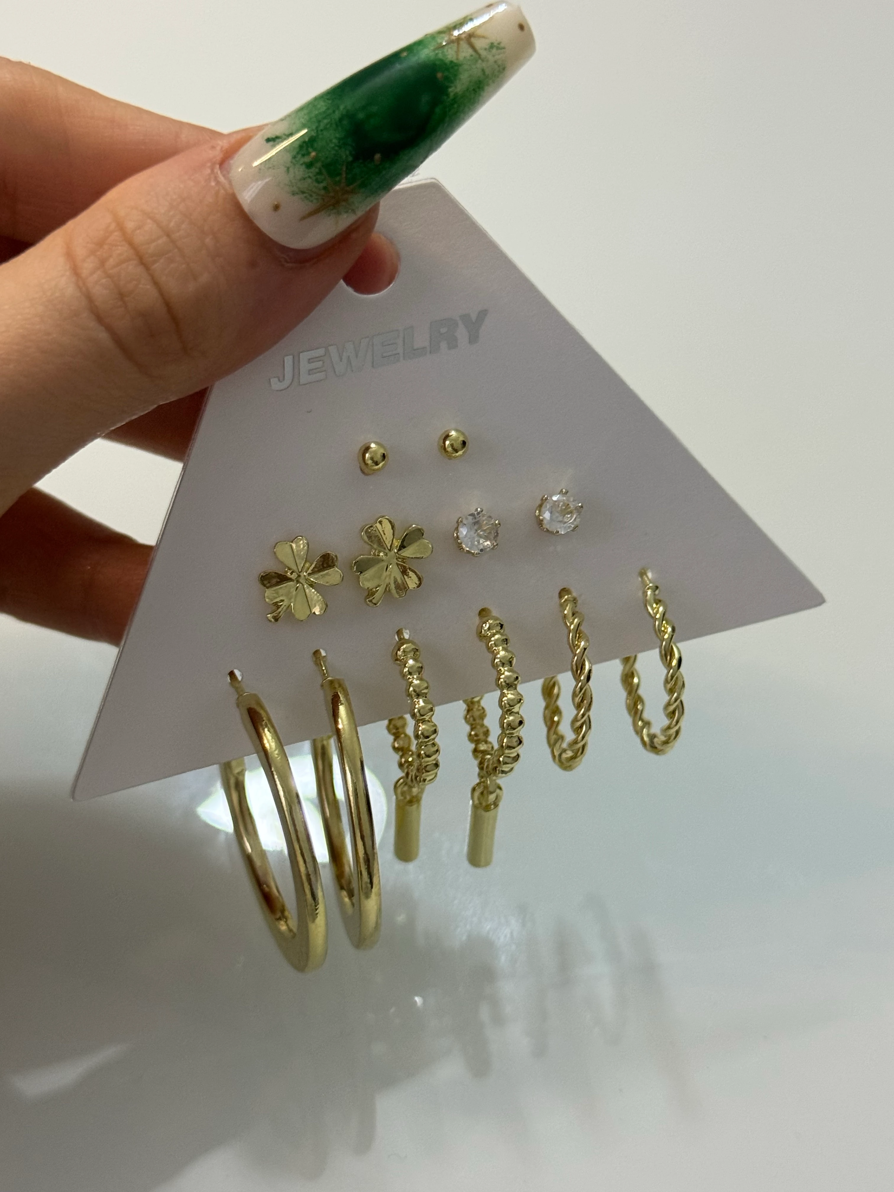 Gold Yonca Detaylı 6’lı Küpe Seti