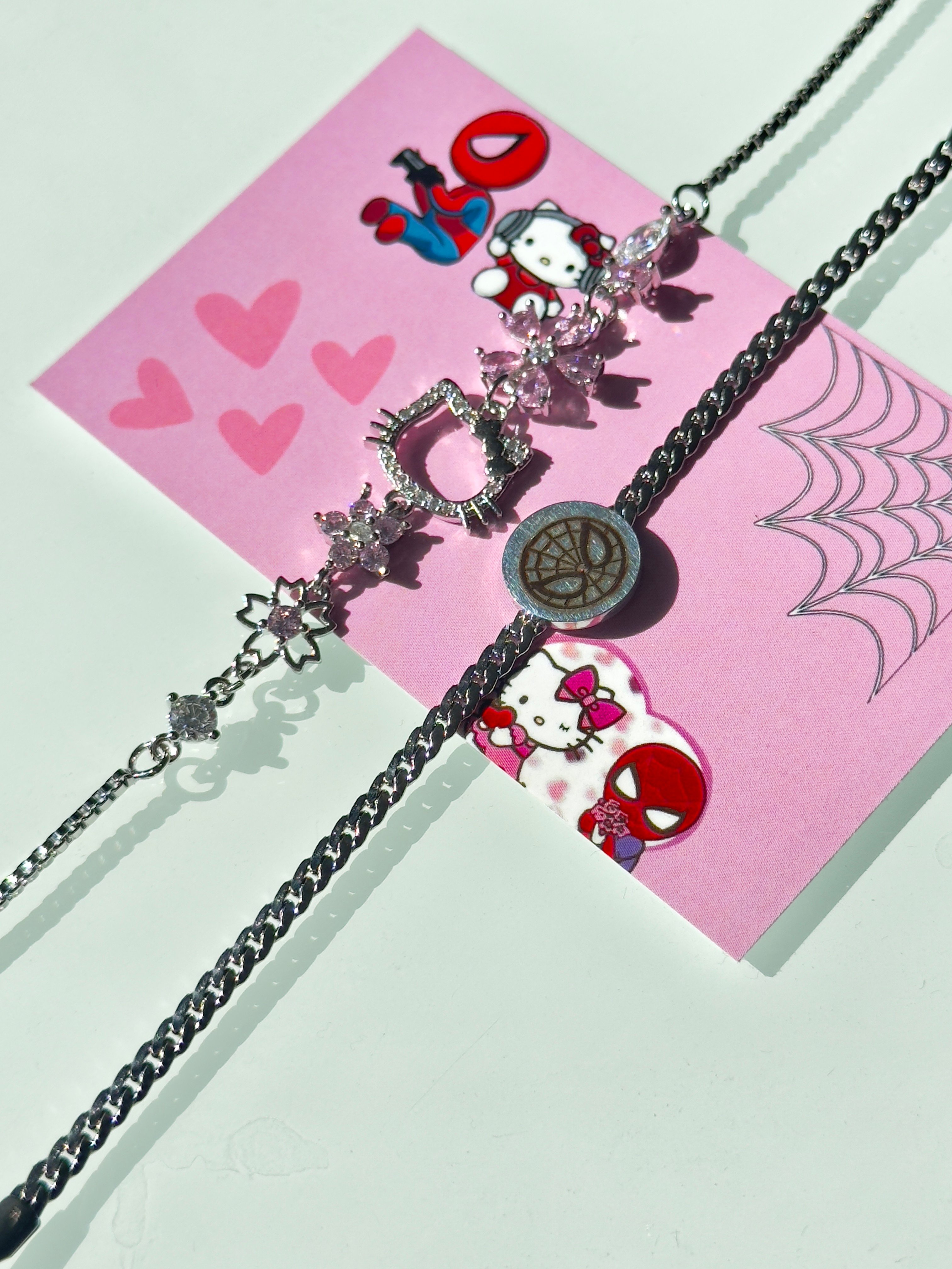 Sakura Çiçeği Hello Kitty & Spider Man Bileklik Seti
