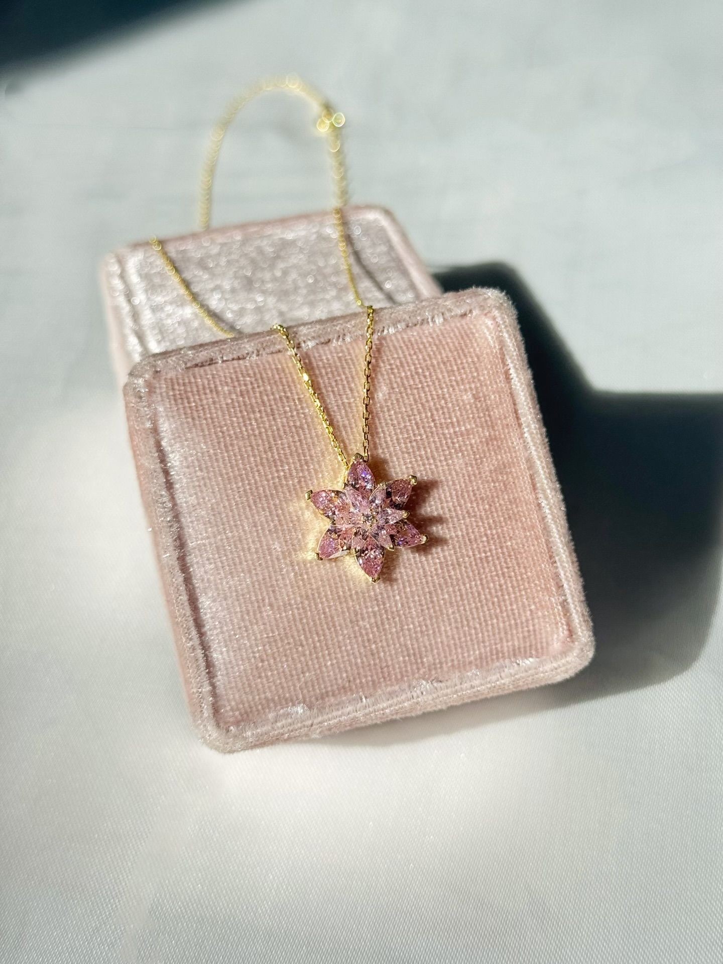 925 Gümüş Lotus Kolye