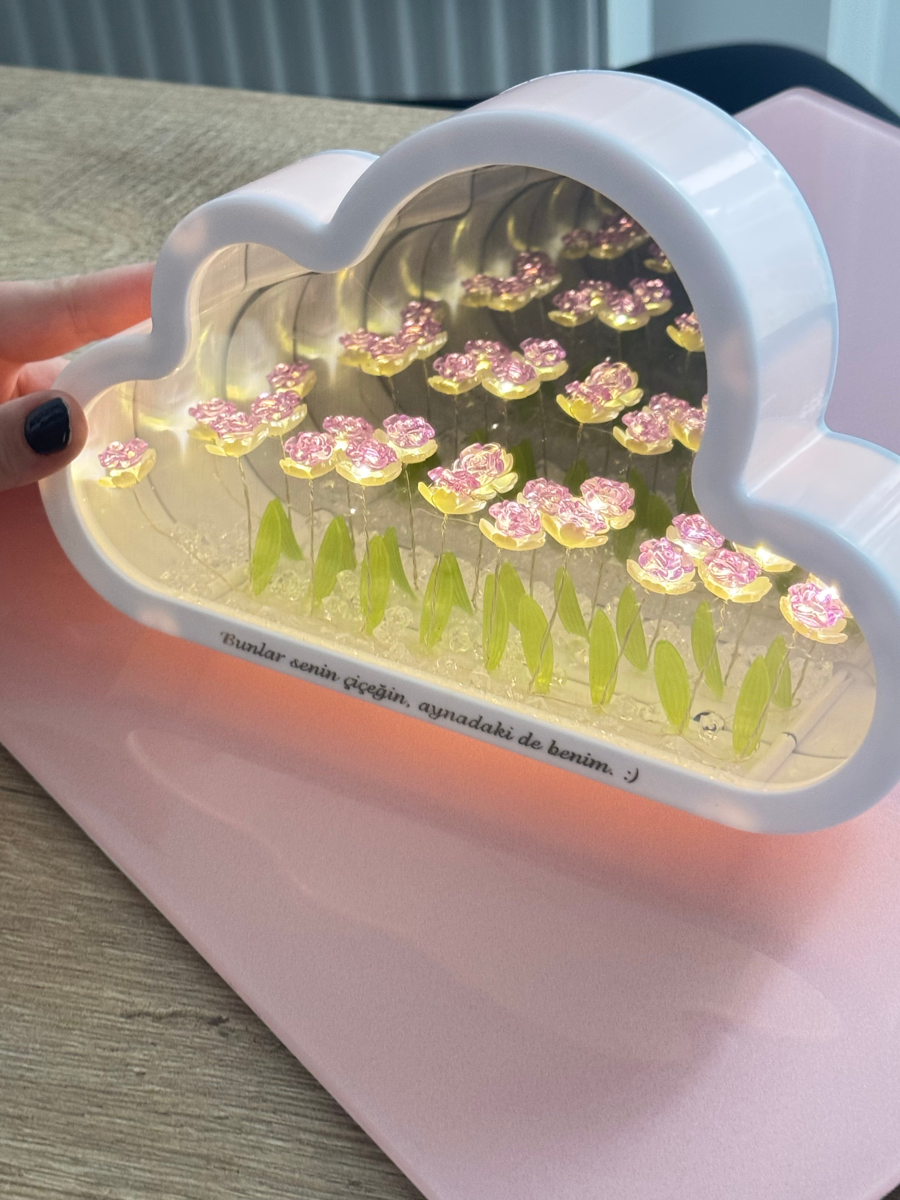 Sonsuz Gül Aynalı Masa Lambası