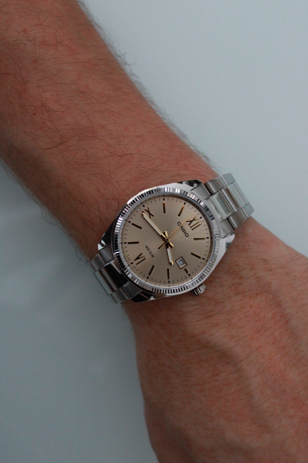 Orijinal Casio Beige Kordonu İsim Yazılı Erkek Kol Saati