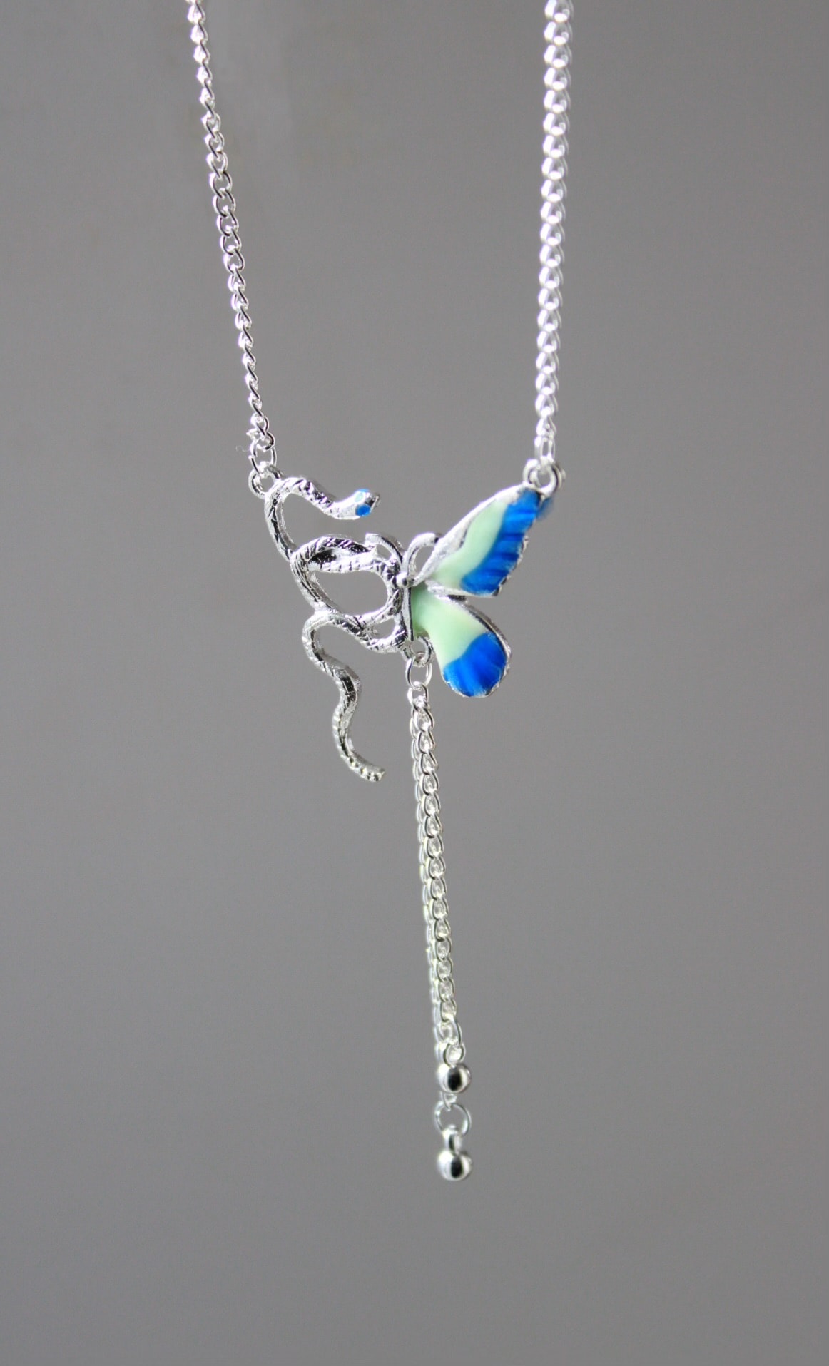 Gümüş Kaplama Yeşil Mavi Mineli Yılan Kelebek Kolye