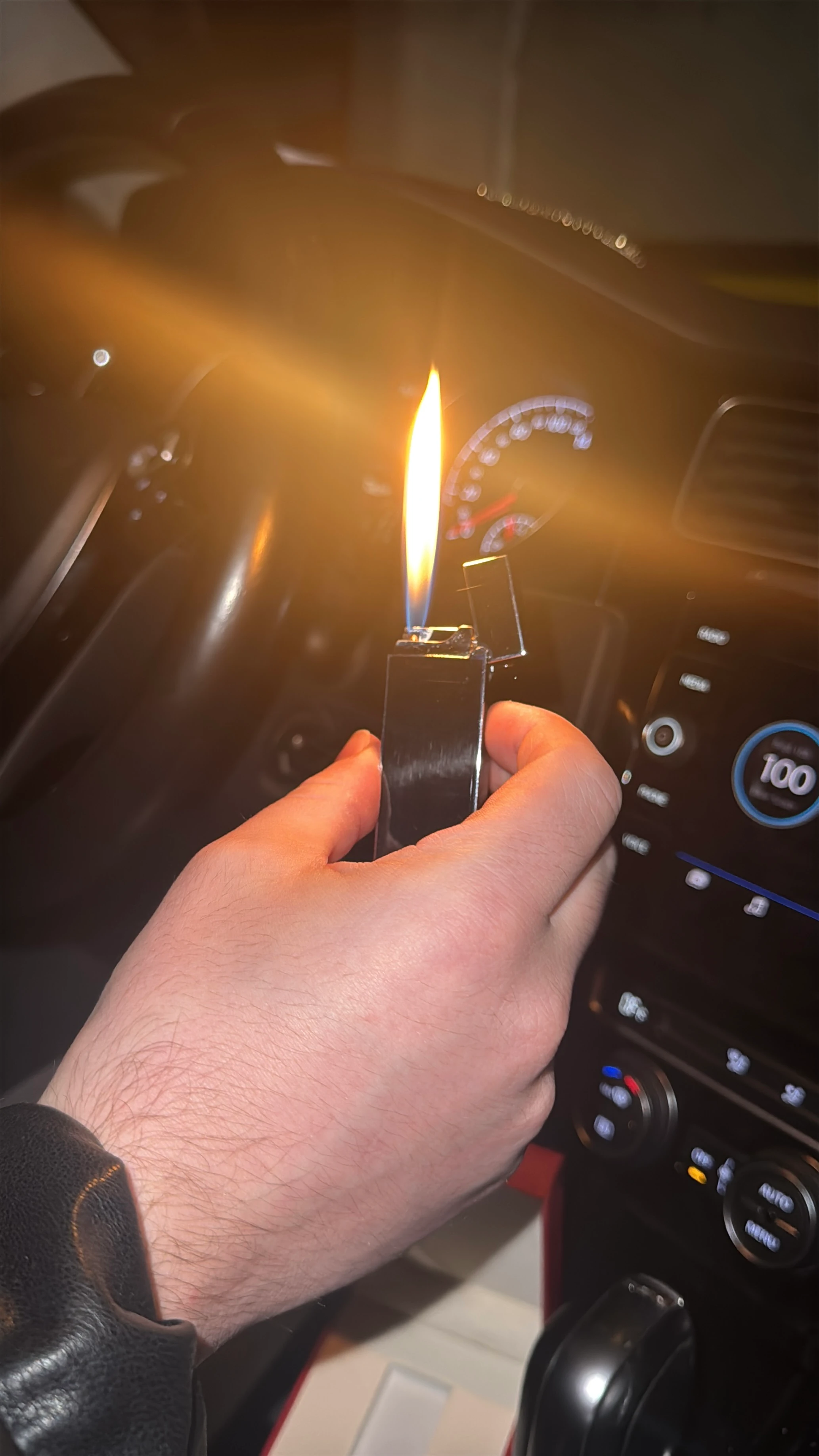 Premium Siyah Alevi Ayarlanabilir Çakmak