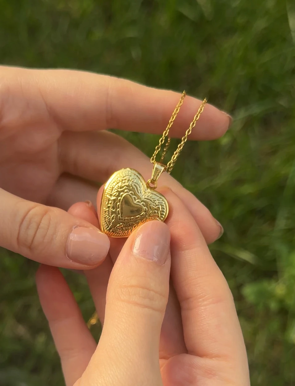 Kapaklı Açılabilir Çelik Fotoğraflı Kalp Kolye