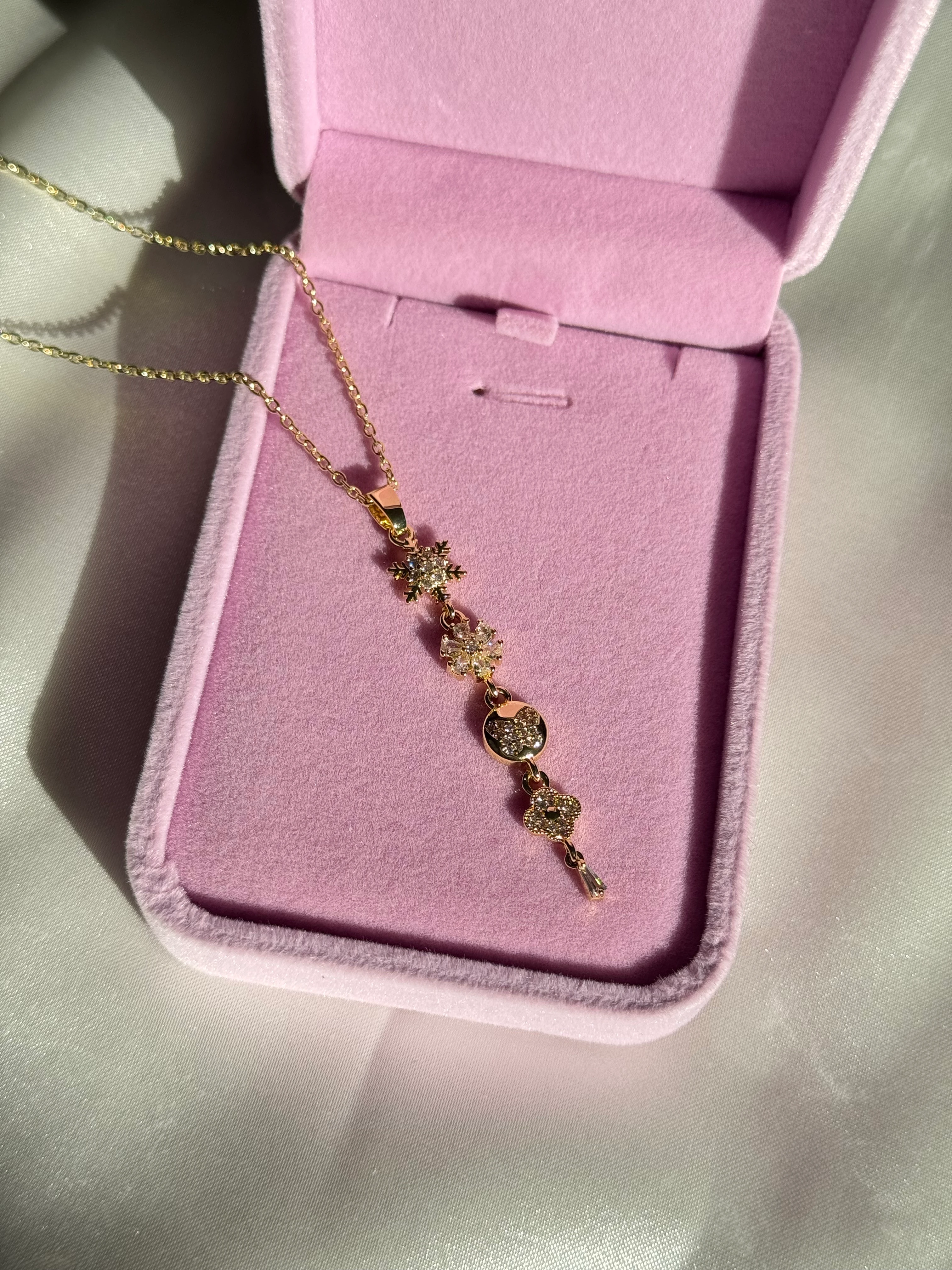 Çelik Kar Taneli Y Kolye