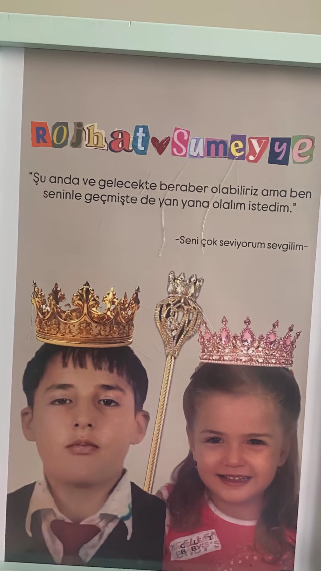 Kişiye Özel Çocukluk Fotoğrafı Kolaj Ahşap Çerçeve Tablosu