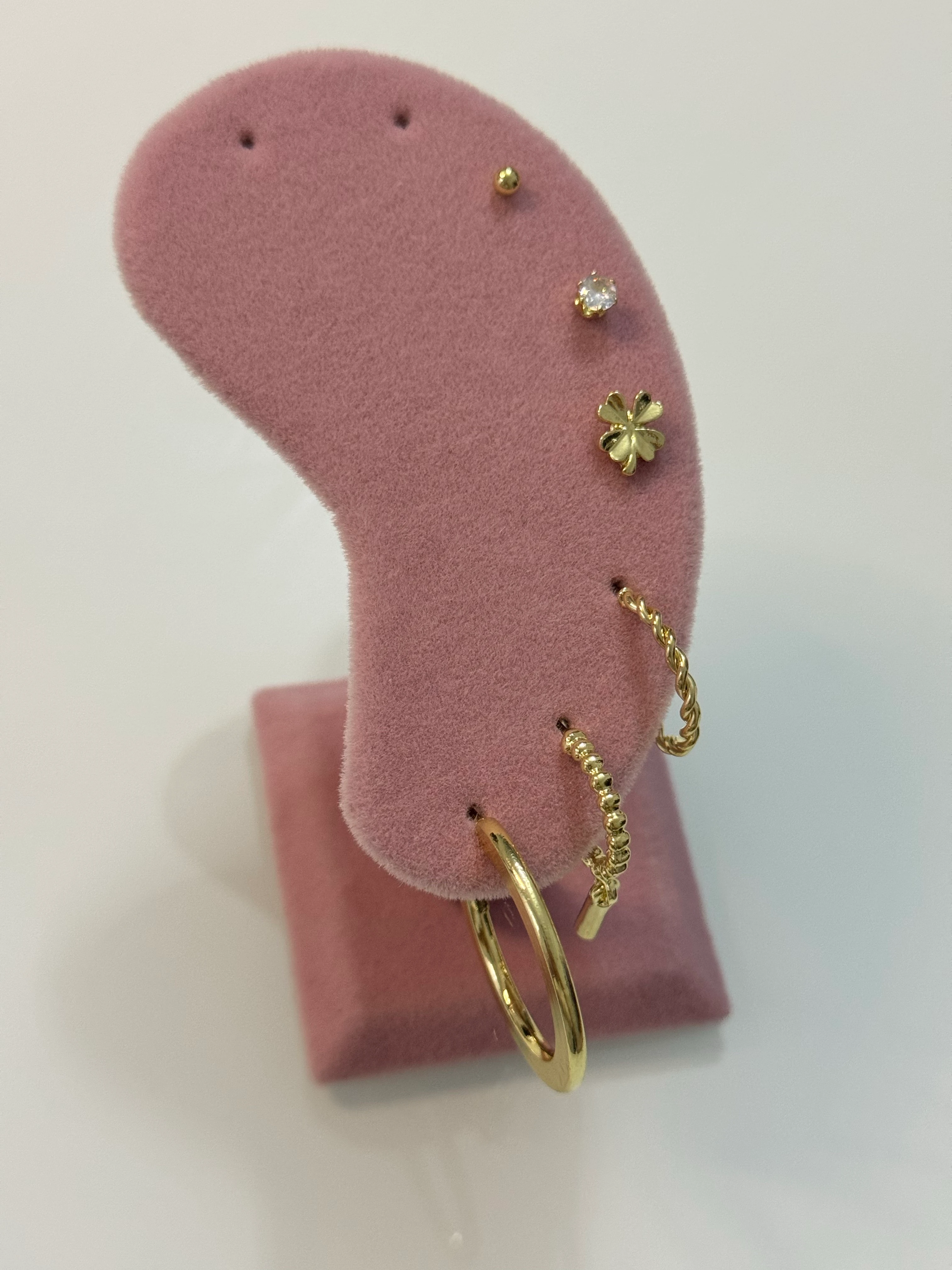 Gold Yonca Detaylı 6’lı Küpe Seti