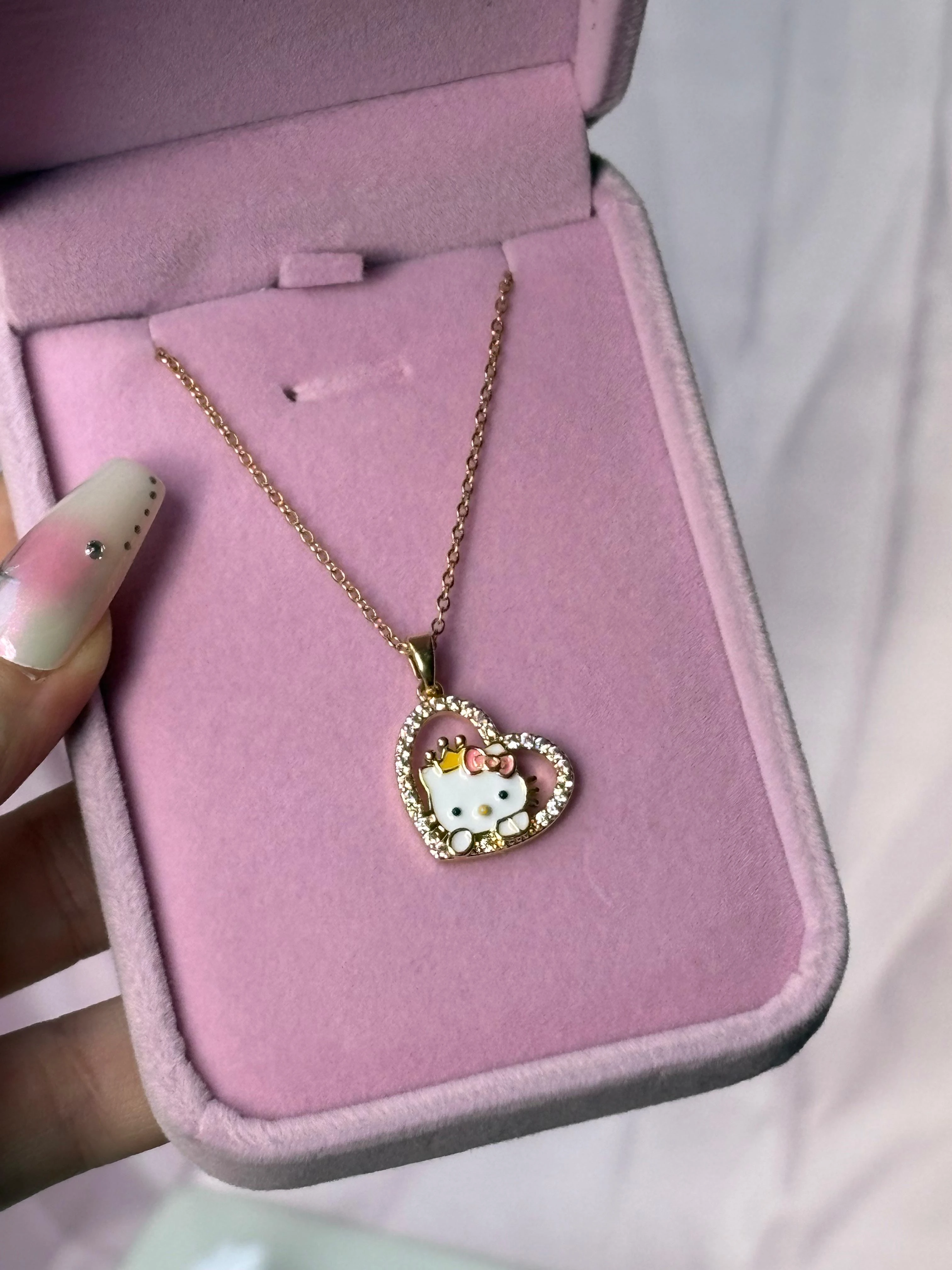 Çelik Kalpli Prenses Hello Kitty Kolye