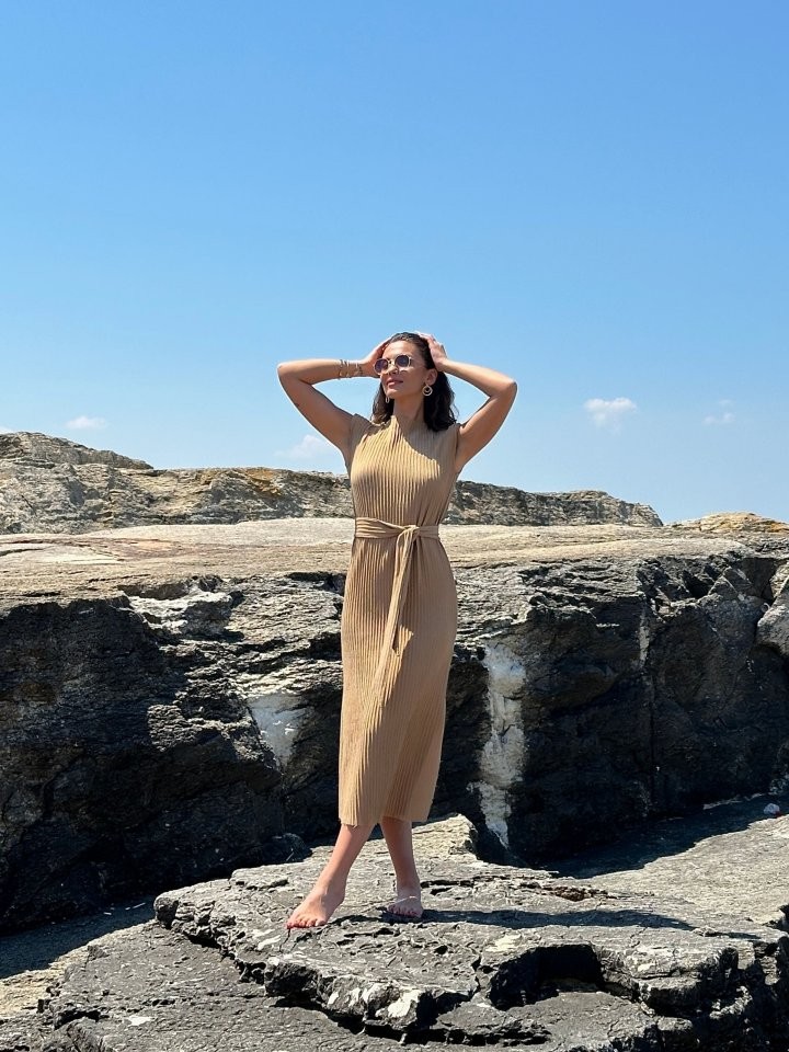 Pamela Kuşakli Vatkali Elbi̇se