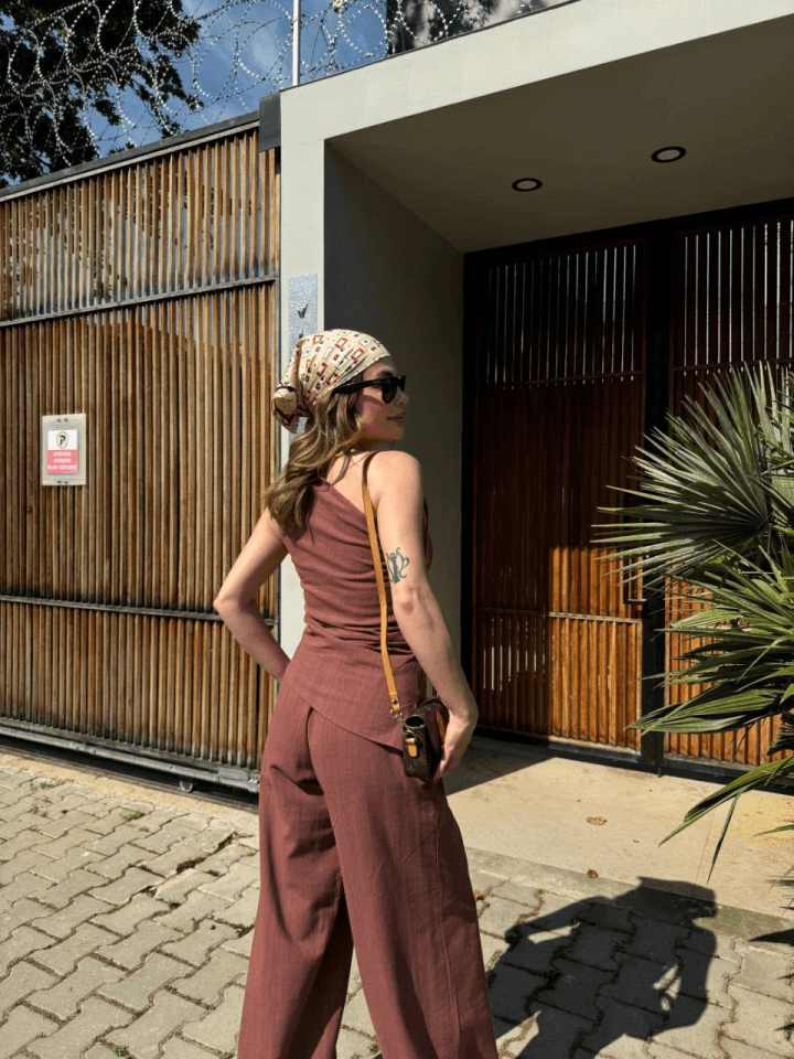 Keten Asimetrik Tek Omuzlu Bluz Pantalon Takım- Bordo