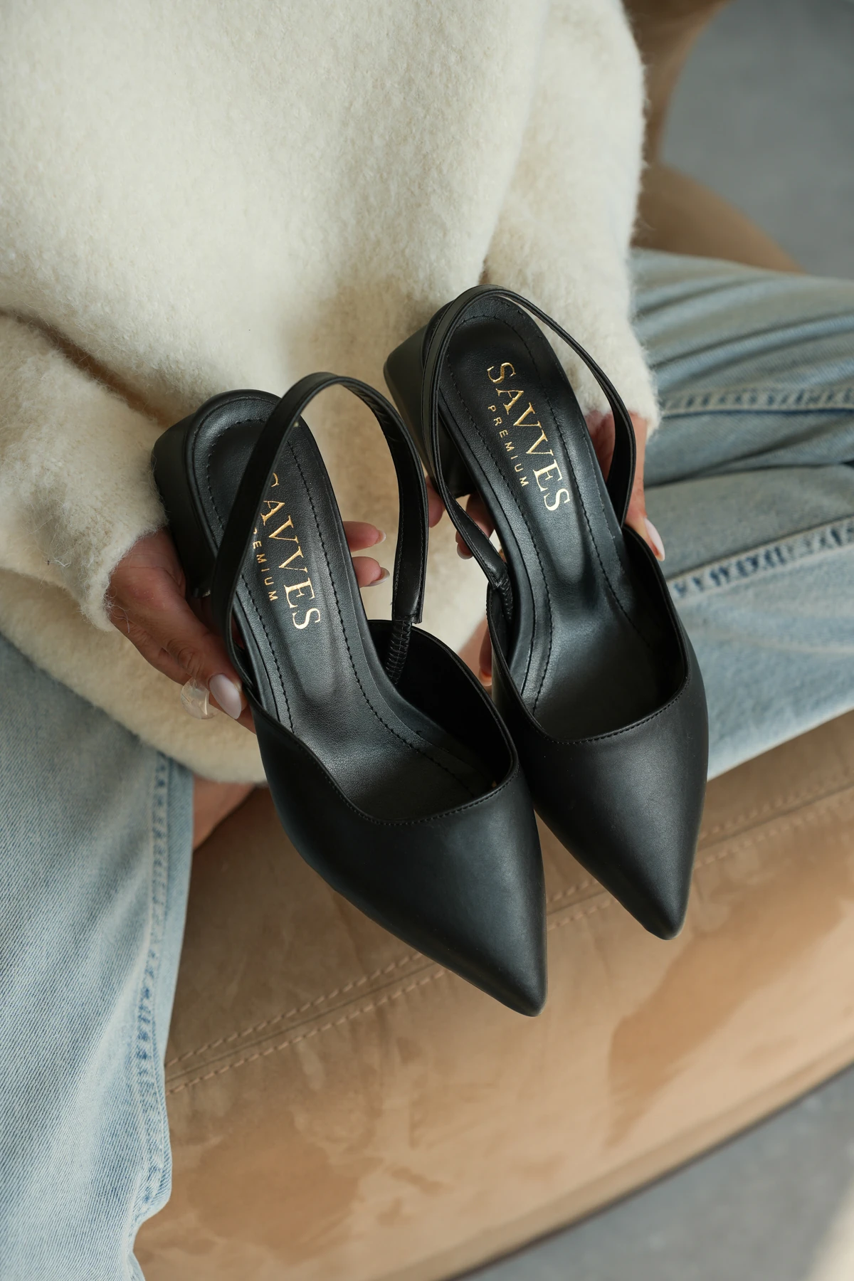 Verla Kadın Cilt Alçak Tabanlı Topuklu Ayakkabı