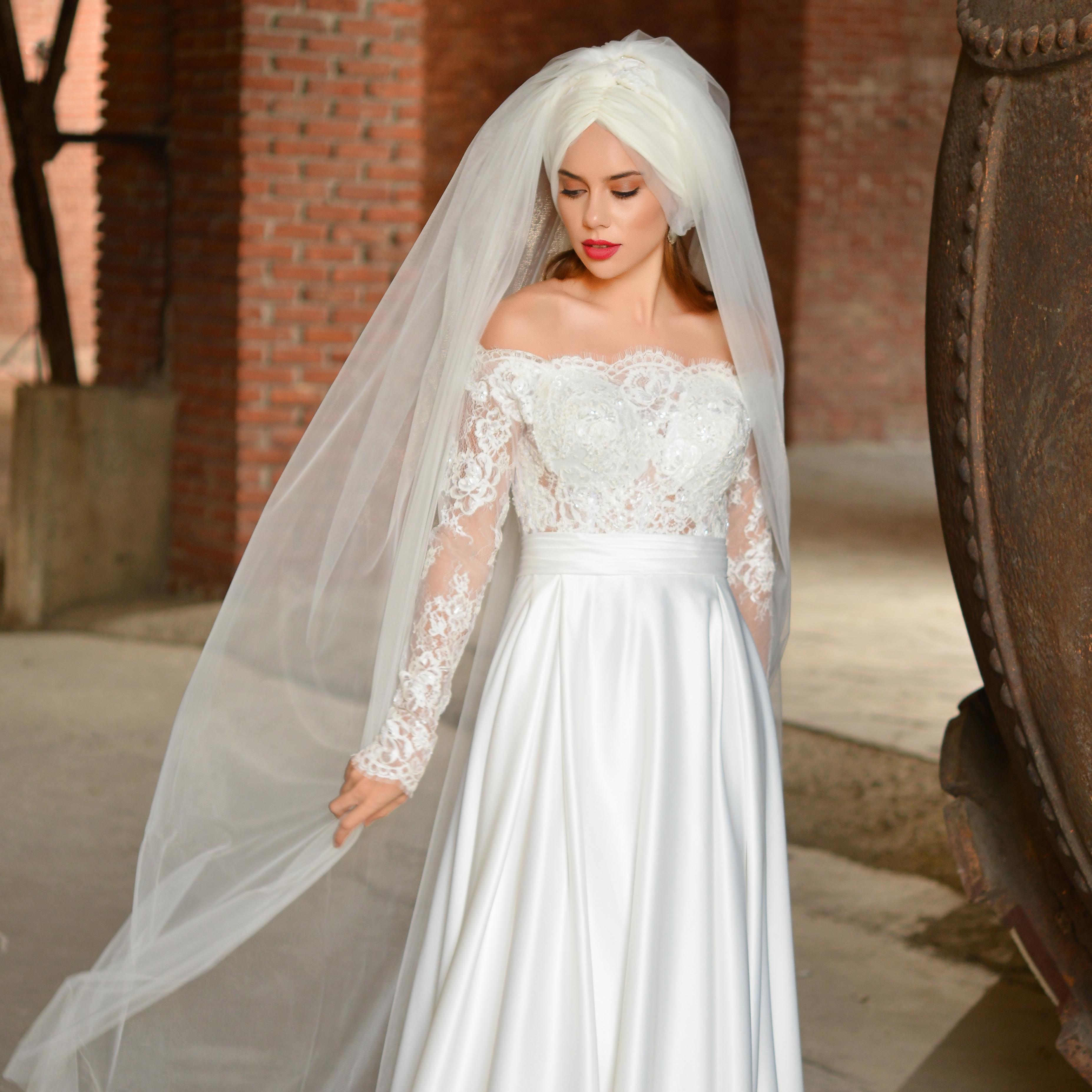 Lacy Hesya for Bride