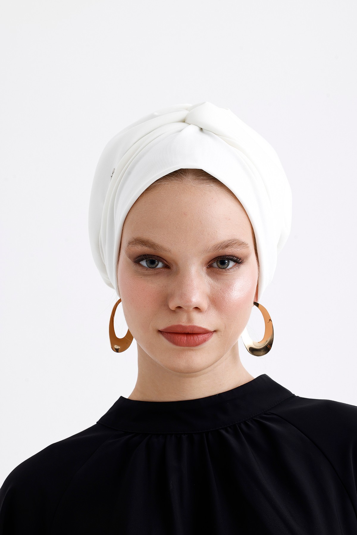 Sisre Flat Turban - White