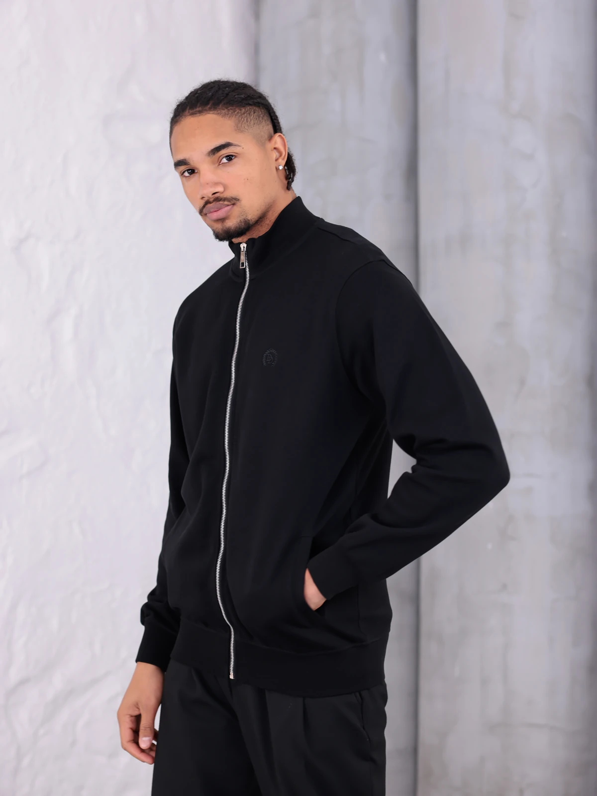 PİKE YAKALI FERMUARLI CEKET