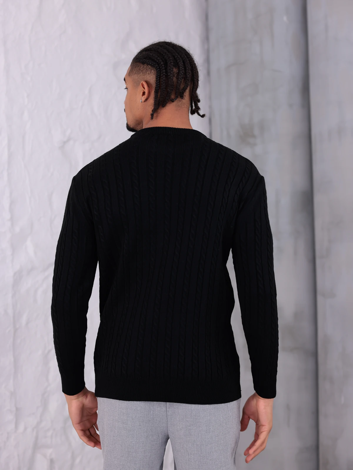 ÖRGÜLÜ SIFIR YAKA KAZAK