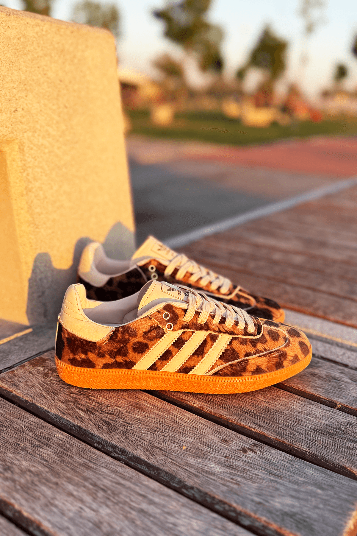 Samba Leopard V2 Sneakers
