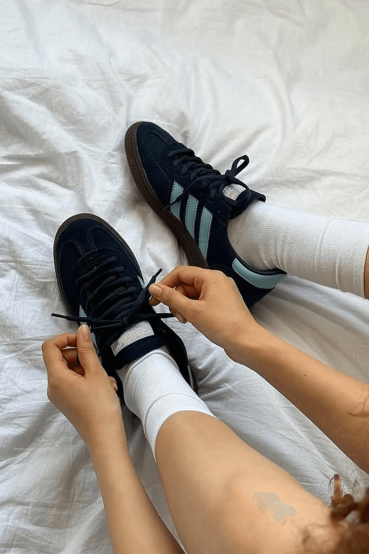Handball Spezial Navy Blue Sneakers