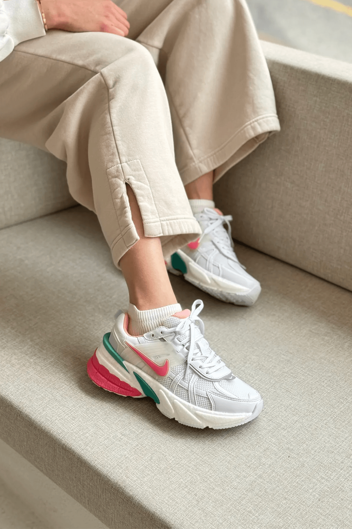 V2K Run Beyaz Pembe Sneakers