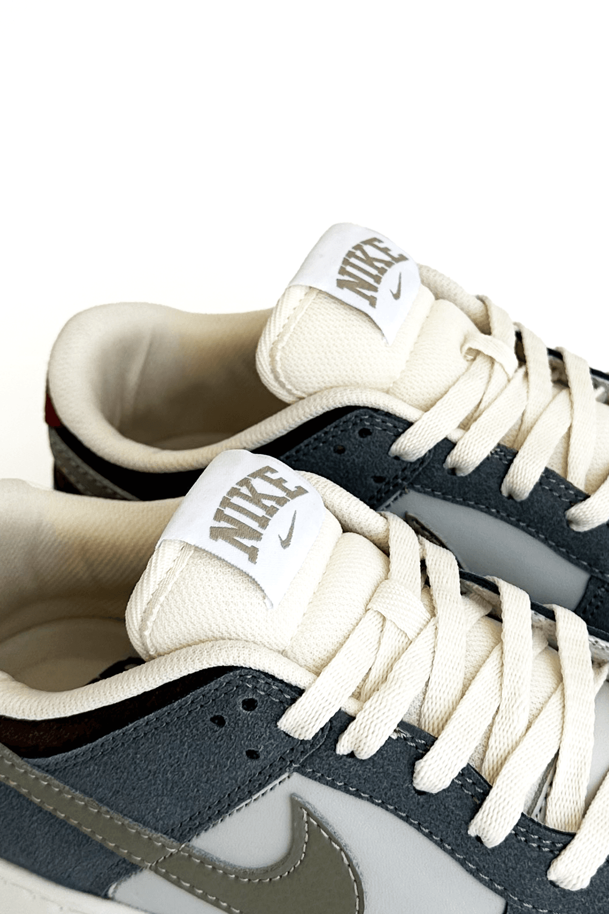 Dunk Low Gri Sneakers