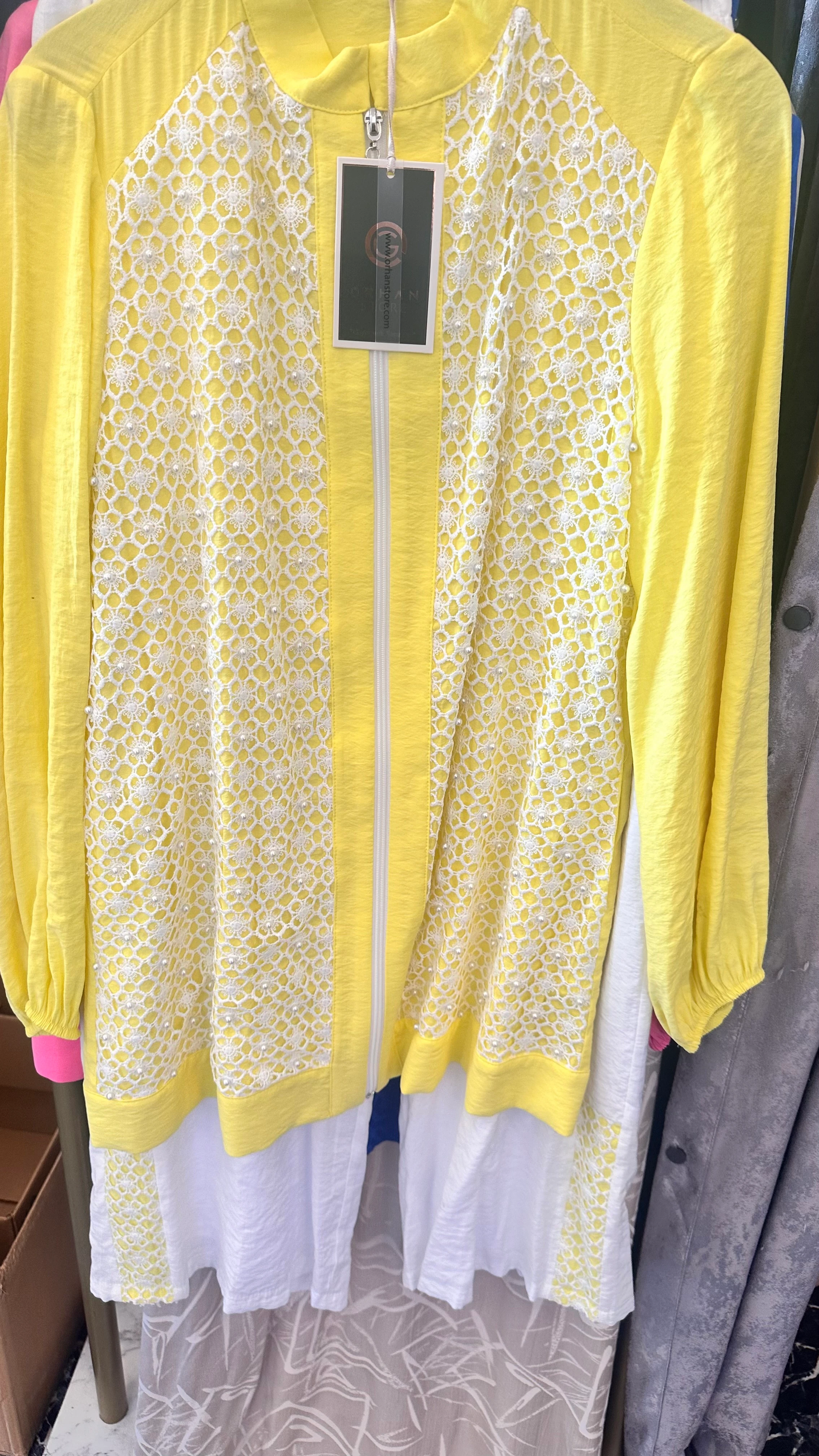 Orhan dantel takım sarı