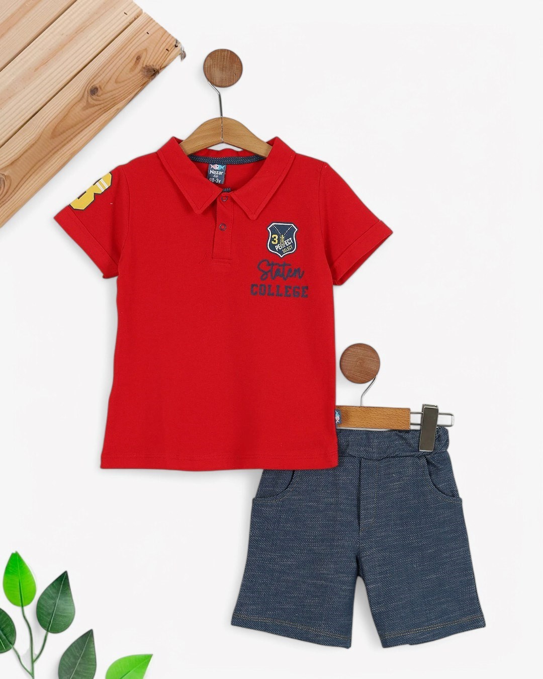 ERKEK ÇOLUK POLO YAKALI NAKIŞLI T-SHIRT VE ŞORTLI 2-3-4-5-6 YAŞ YAZLIK BEBEK TAKIMI R1735 - KIRMIZI