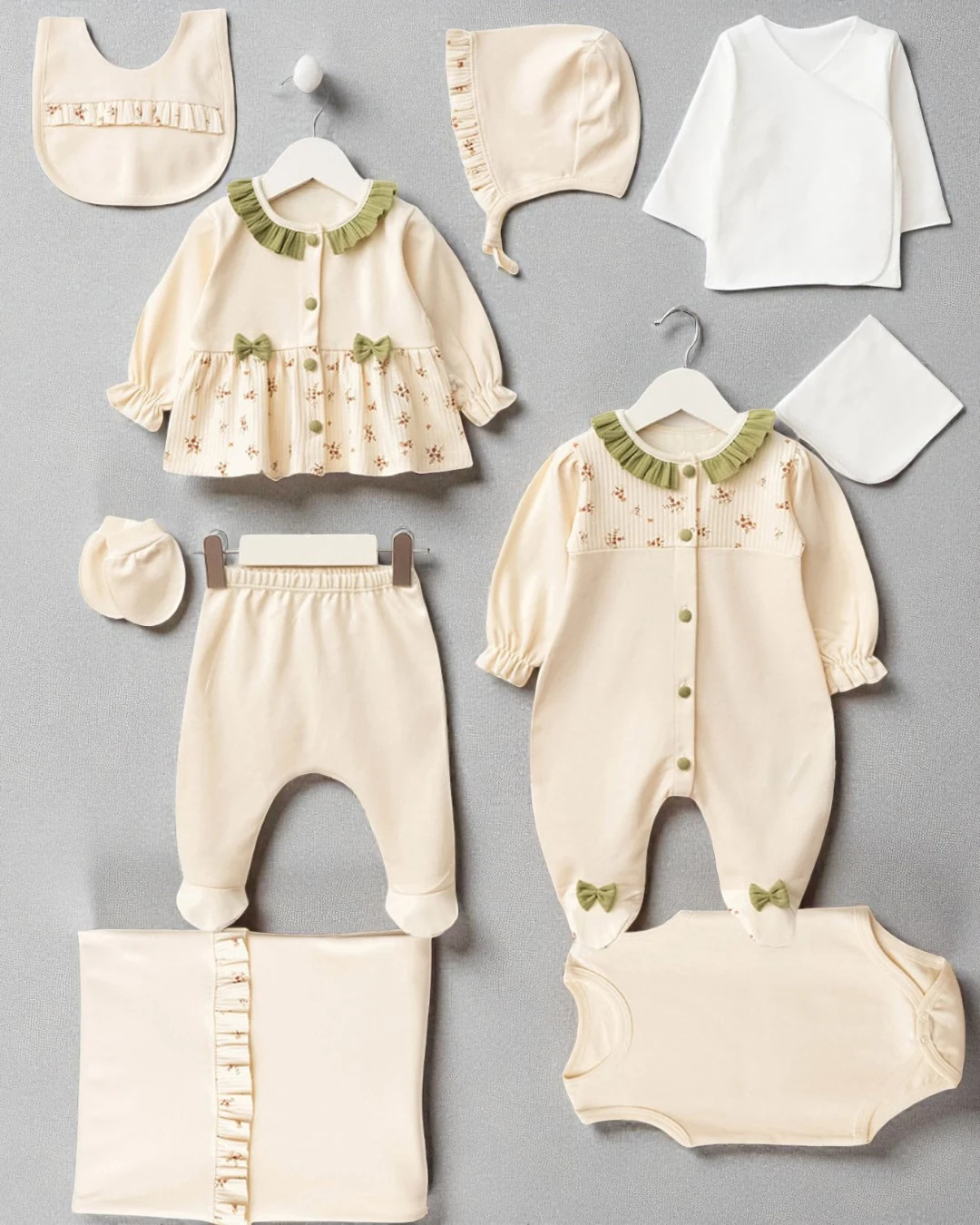 Kız Bebek Çiçek Nakışlı, Krem Renkli Premium 10 Parça Hastane Çıkışı Zıbın Seti HC50