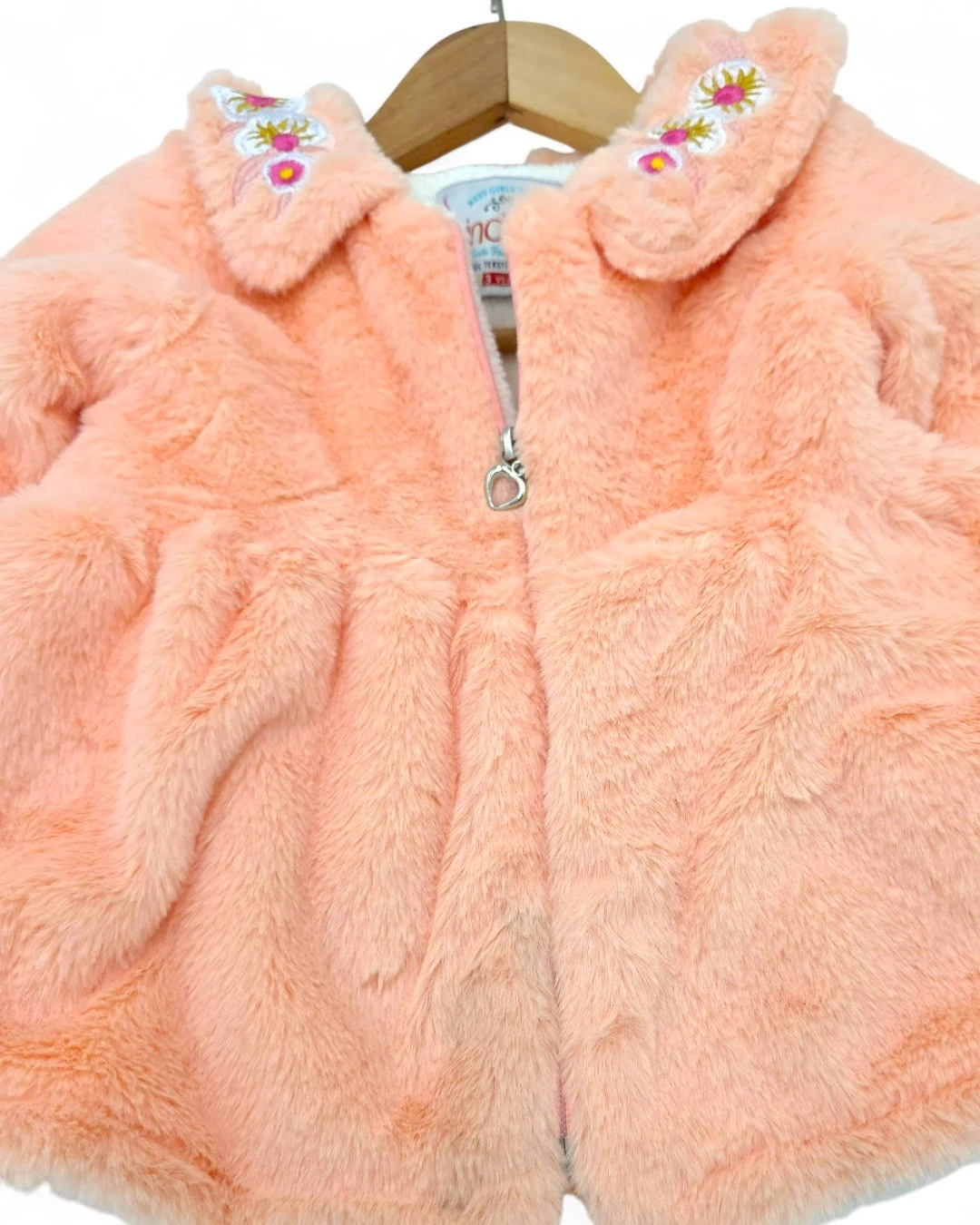 Kız Çocuk 2-3-4-5-6-7 Yaş Yakası Çiçek Nakışlı Peluş Mont R2243