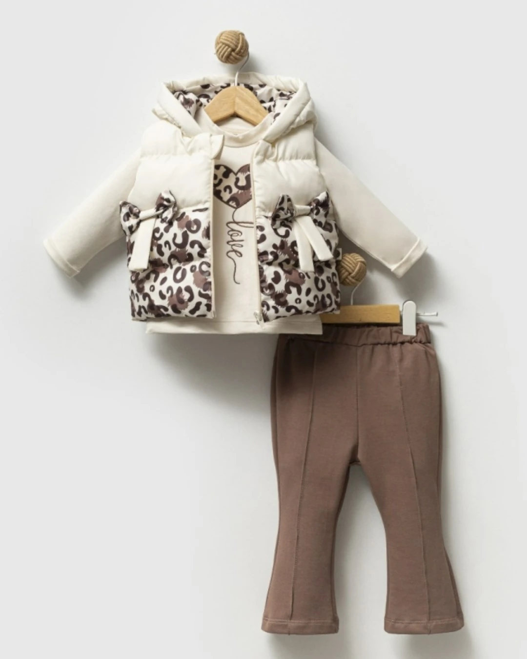 Kız Bebek Leopar Desenli Şişme Yelekli, İspanyol Paça Taytlı Mevsimlik 3'lü Şık Kombin l Takım R2372