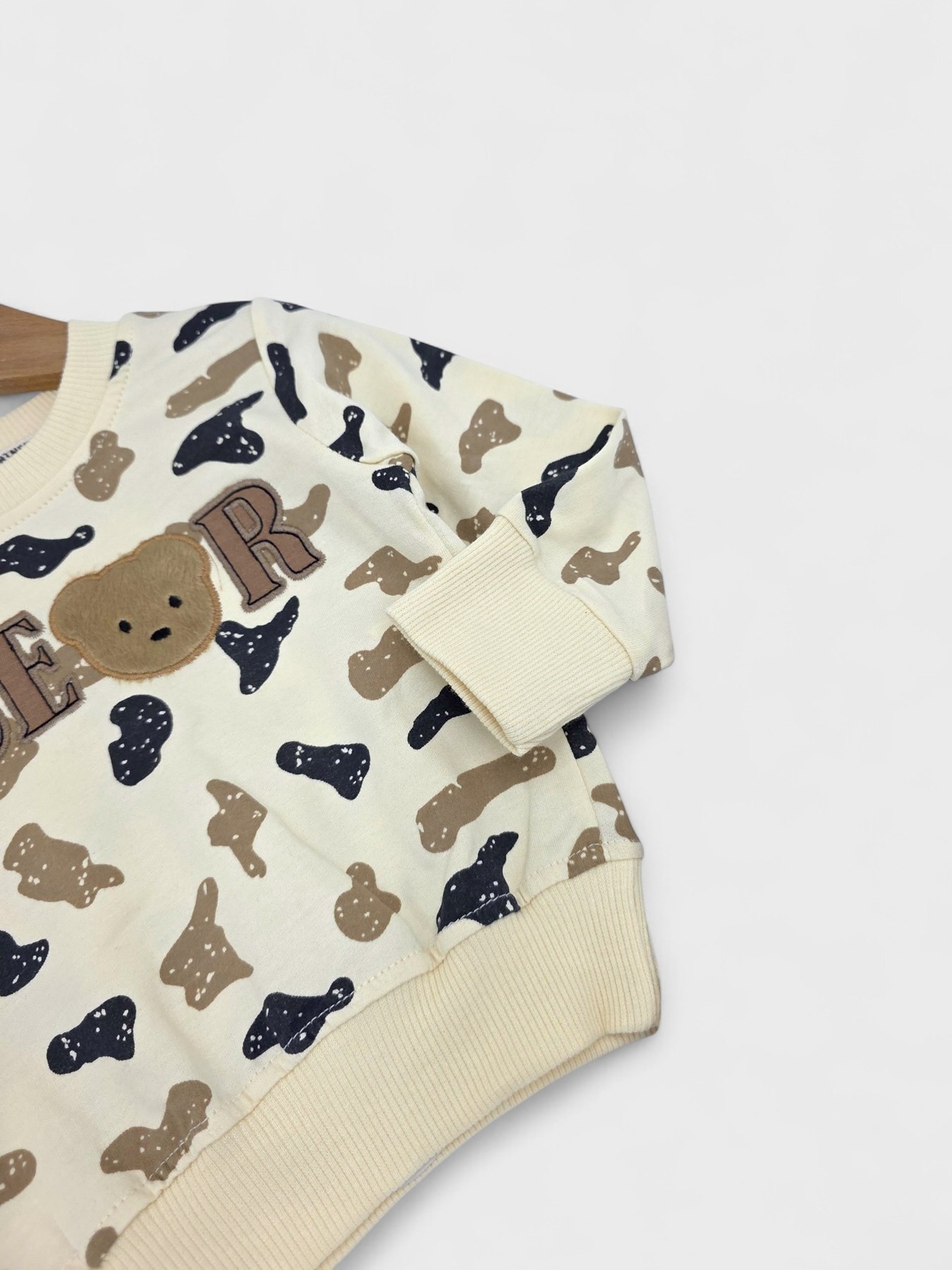 Erkek Bebek Bear Nakışlı Mevsimlik 2’li Takım - Uzun Kollu Sweatshirt ve Pantolon 6-24 Ay R1980